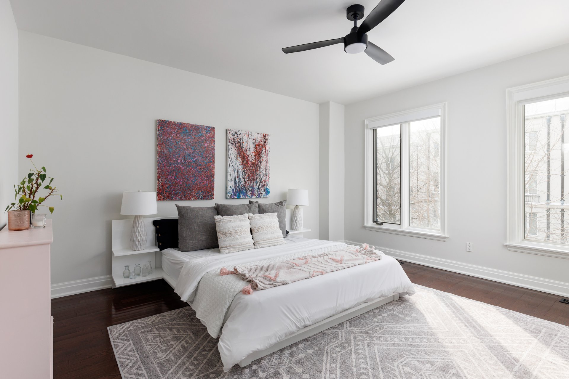Casa Loma Townhouse