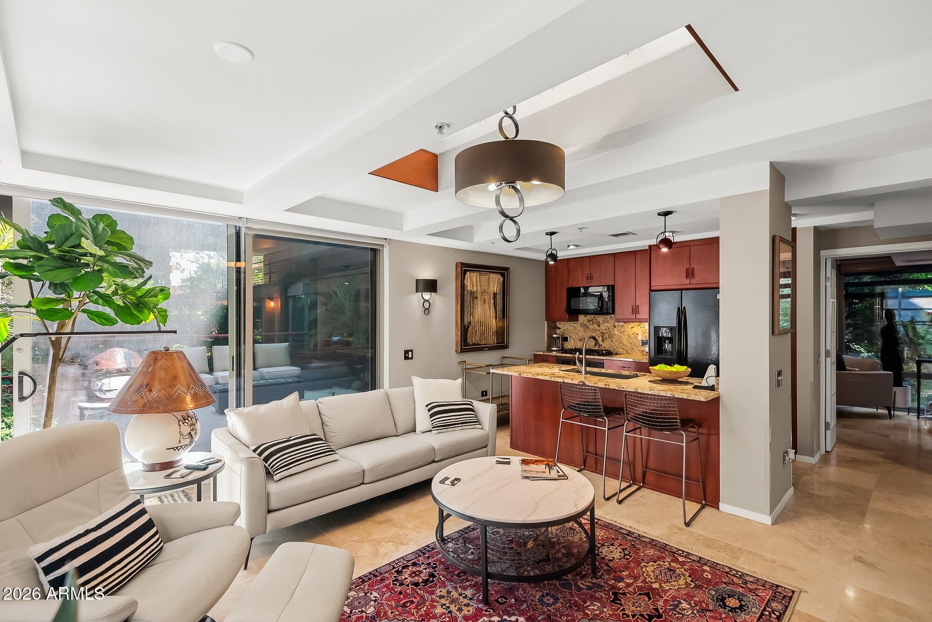 7141 E Rancho Vista Dr, #2014