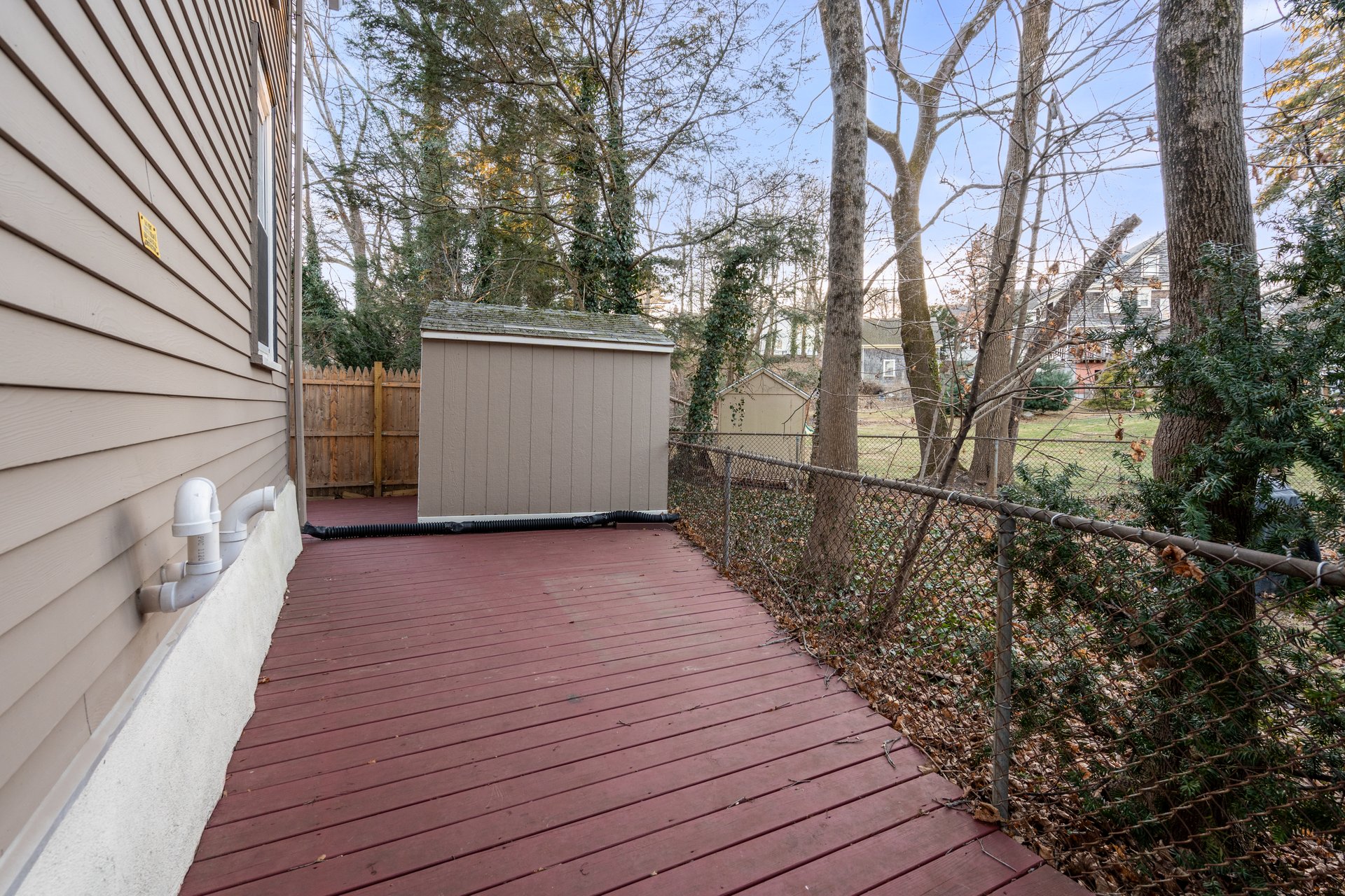 21A School St
