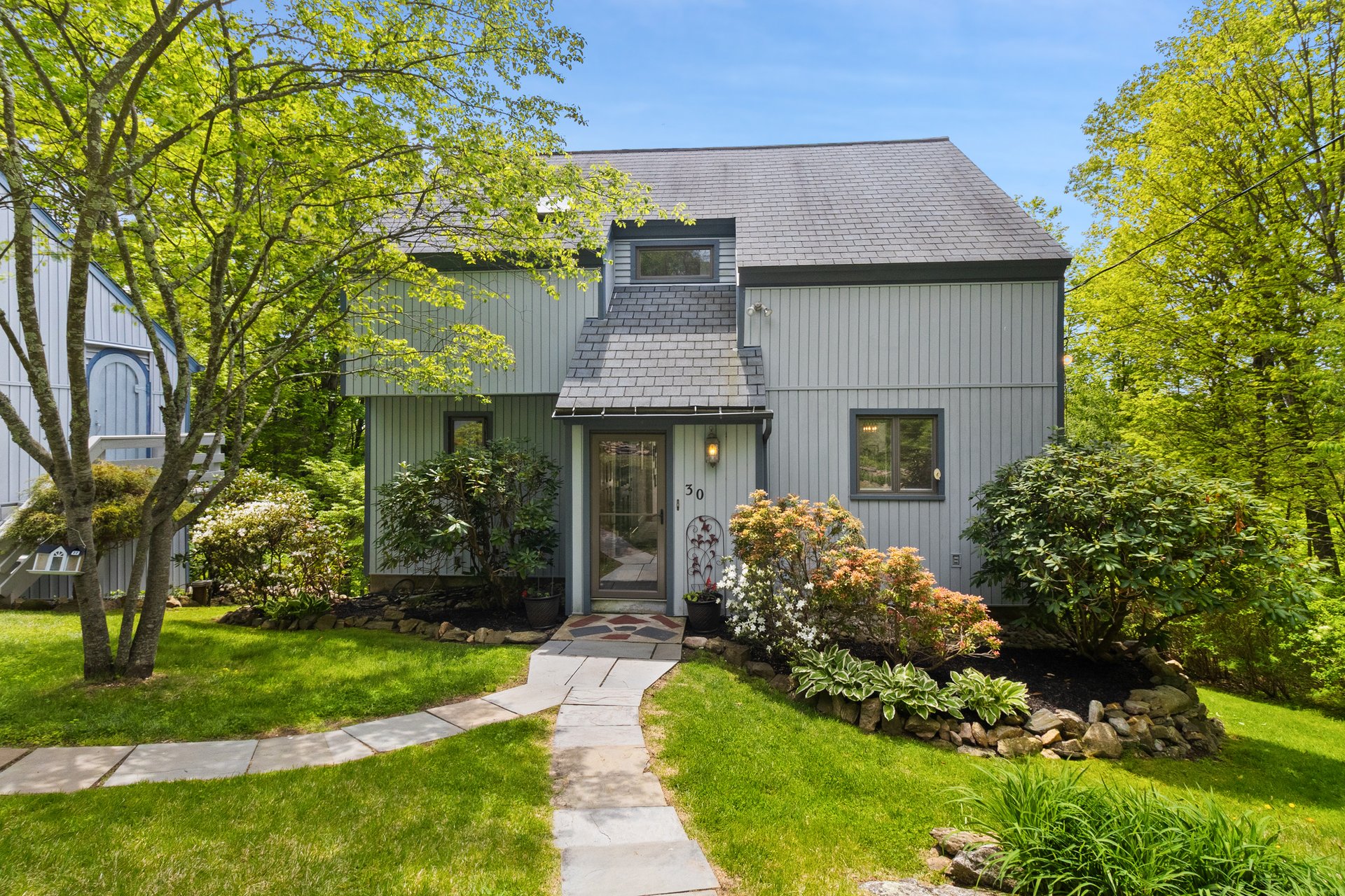 30 Woodcrest Terrace