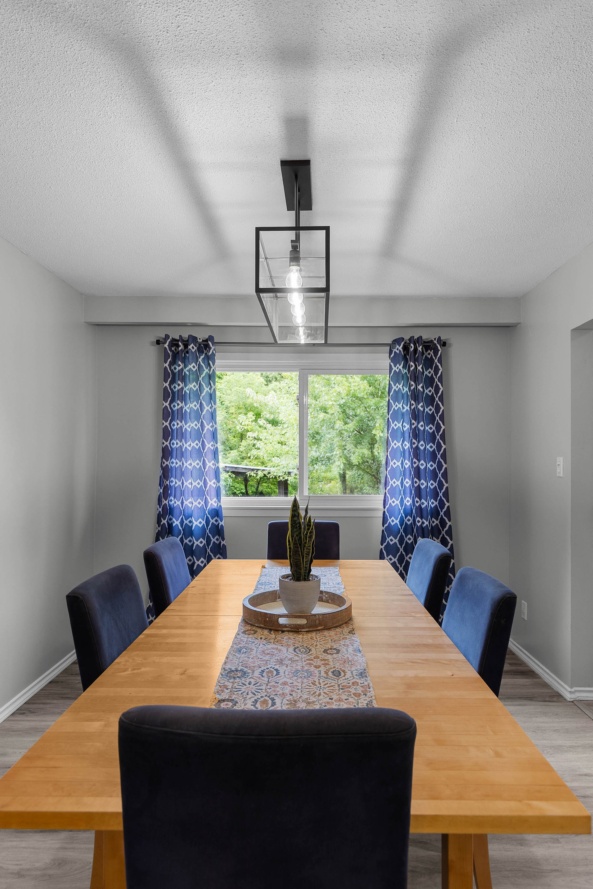 9670 Morning Glory Road, Pefferlaw