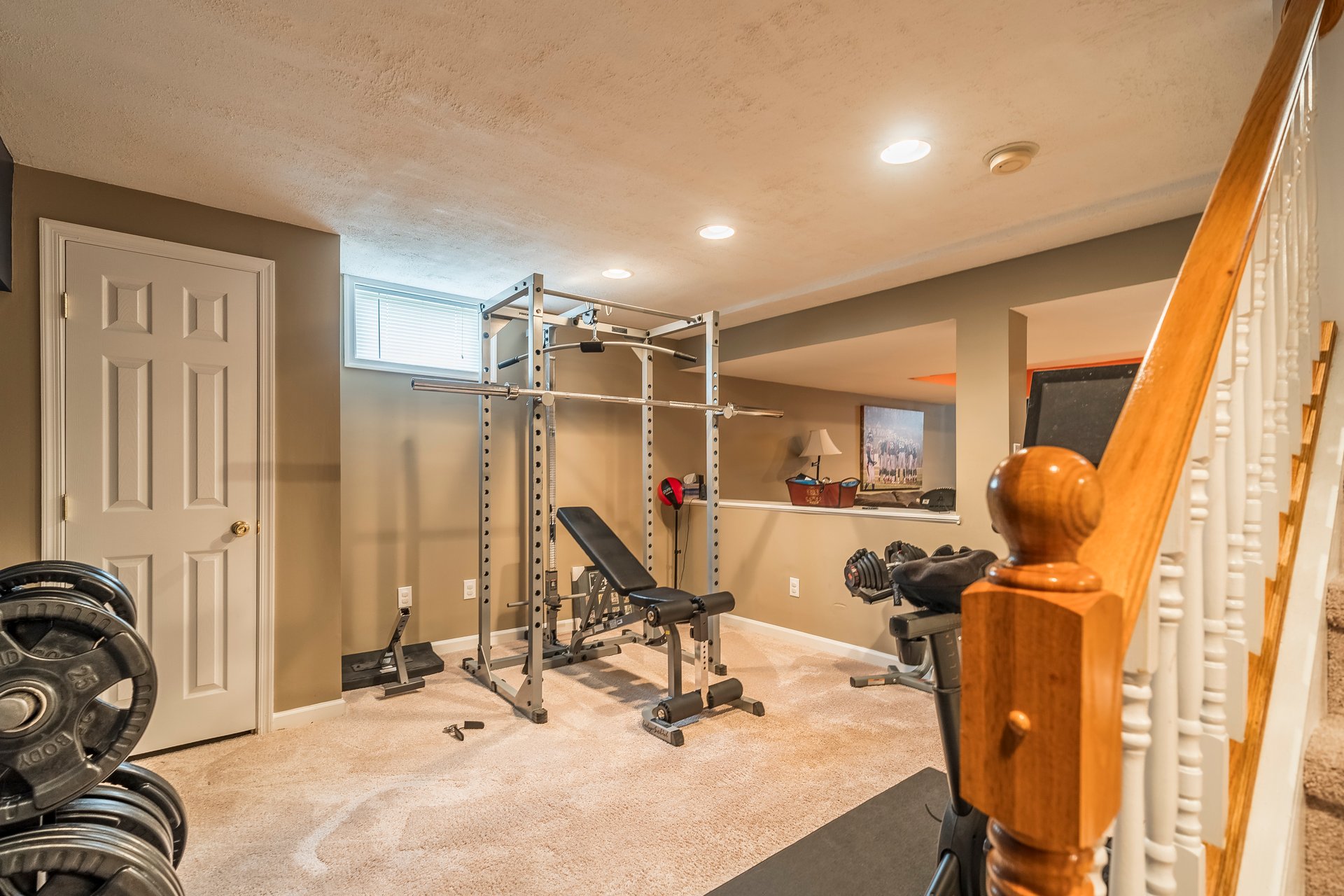 7055 Maple Court