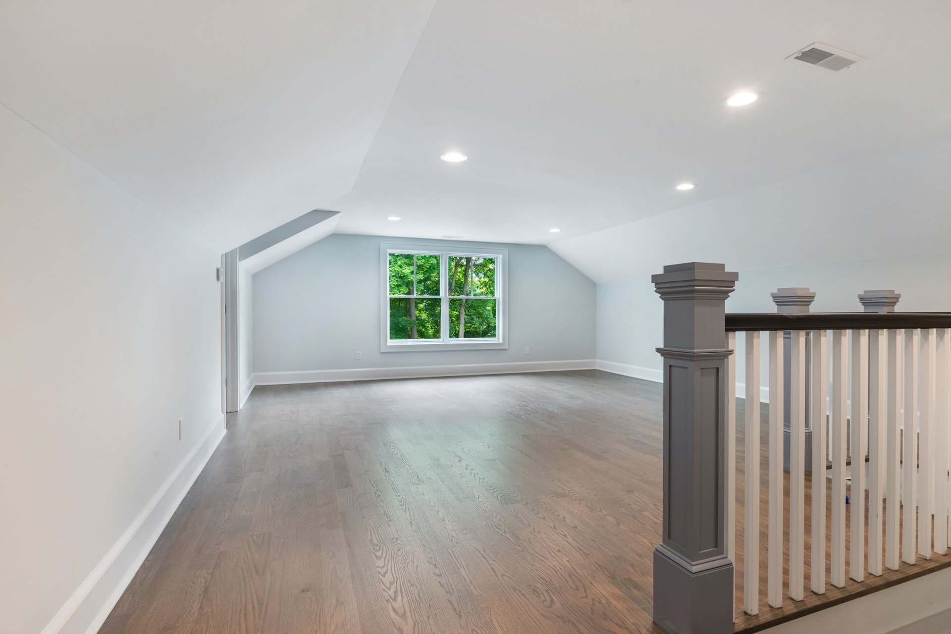 Luxury Townhouse Downtown Greenwich