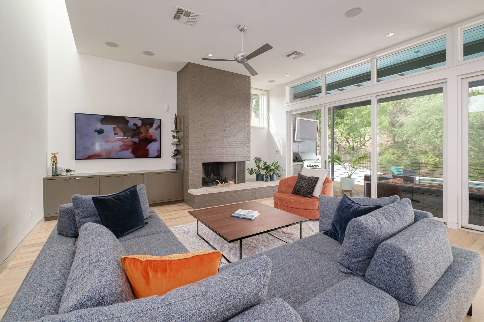 5613 Clarion Cove