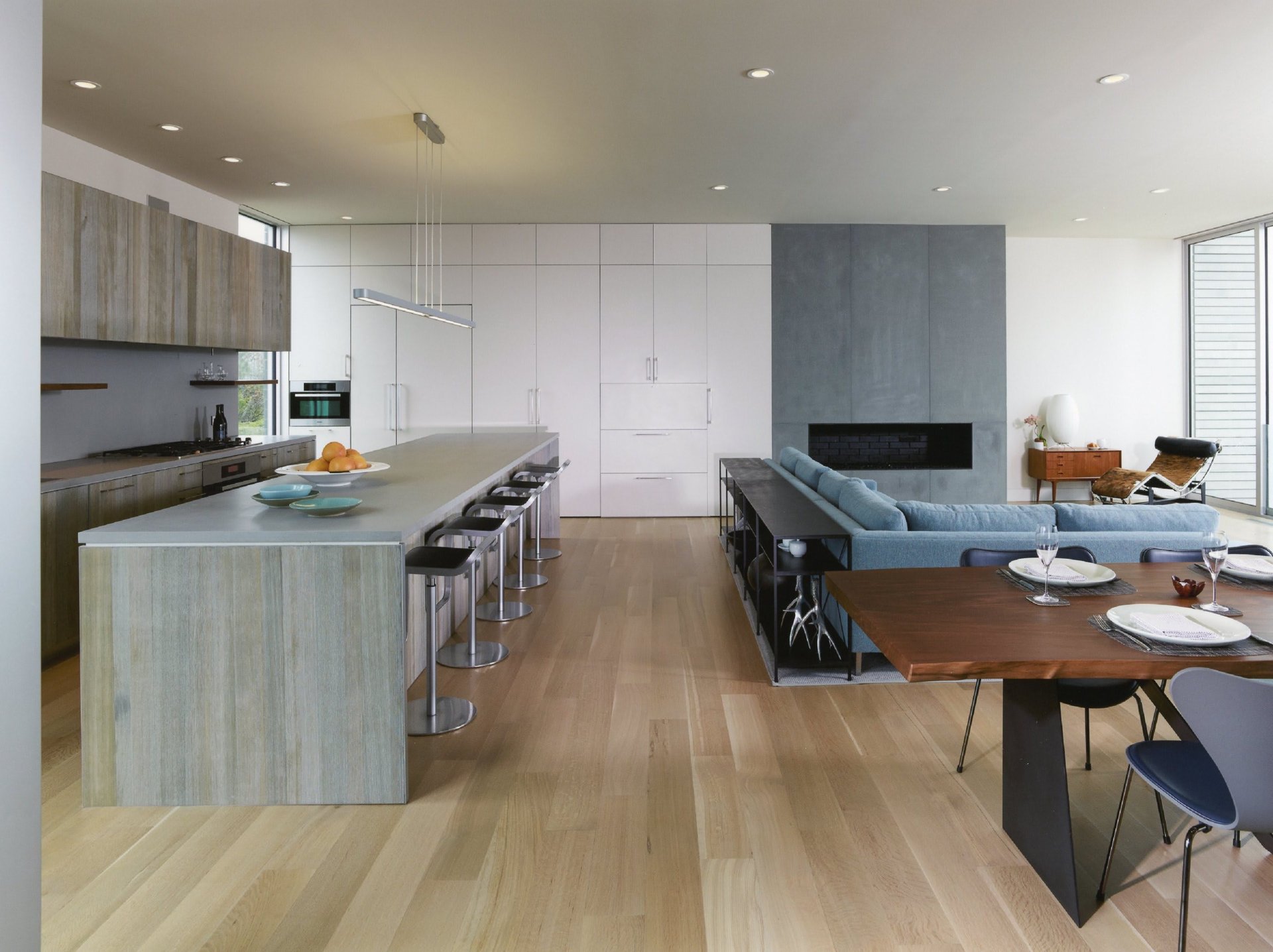 Unbelievable Sunsets Over Mecox Bay in a World-Class Modern