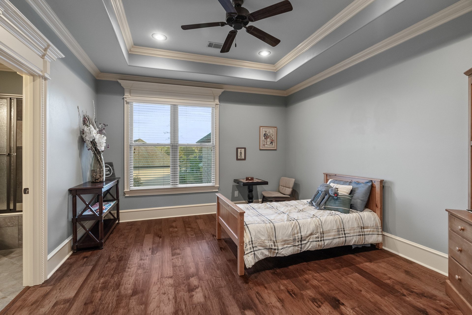 106 Orle Dr