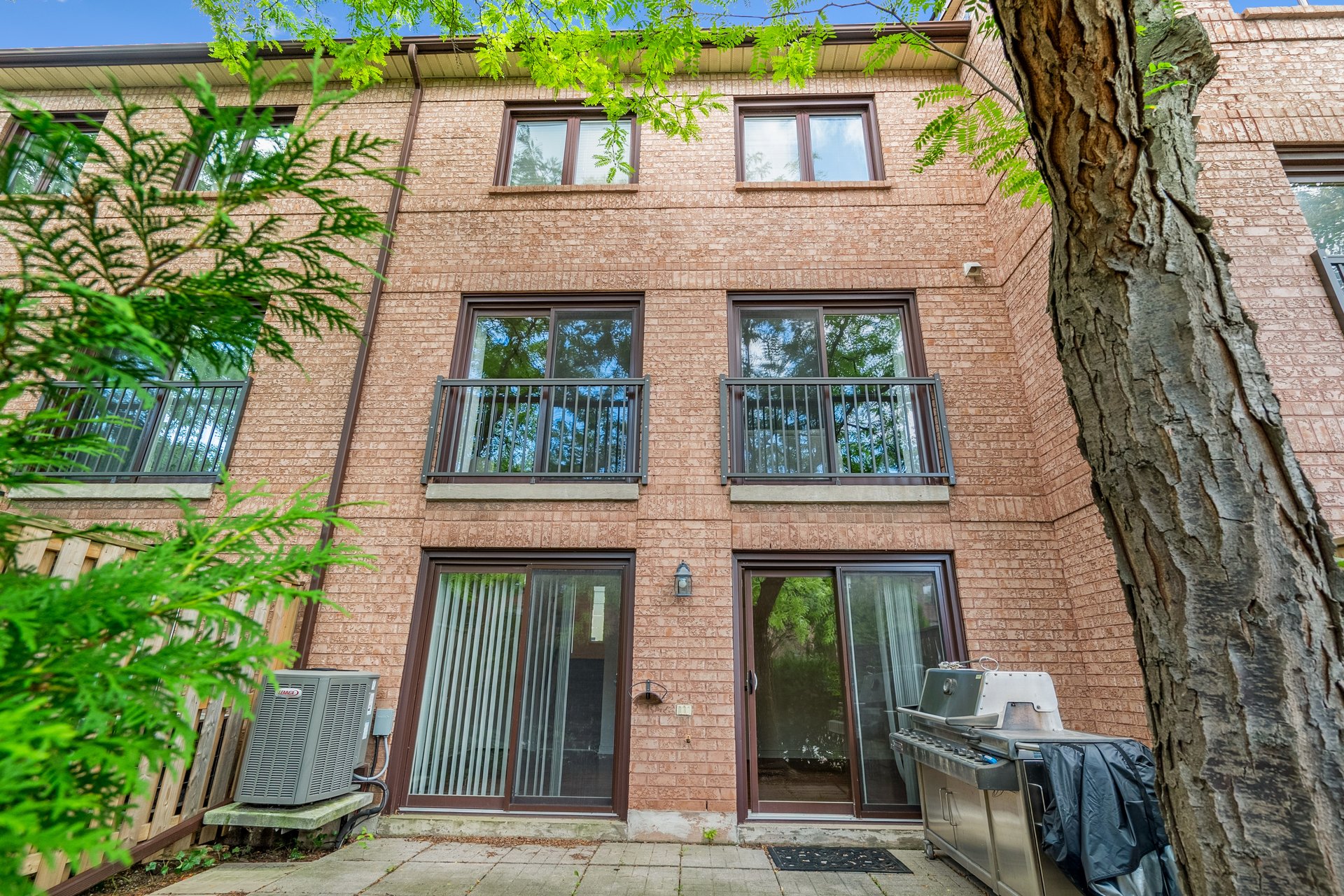 Spacious 3 Bedroom Townhome in College Park
