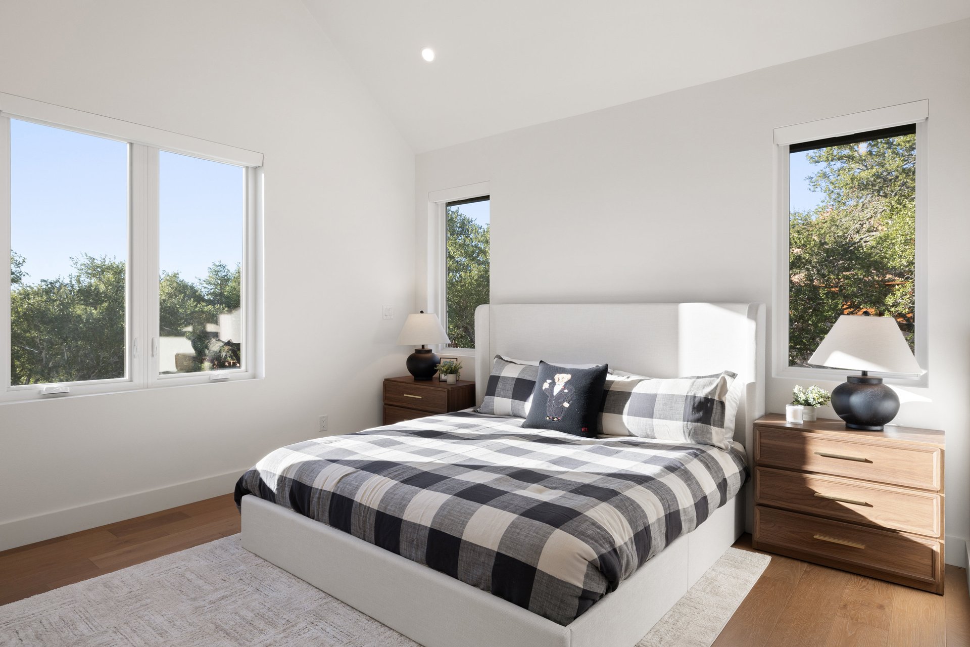 The Pearl of Fitzhugh Place