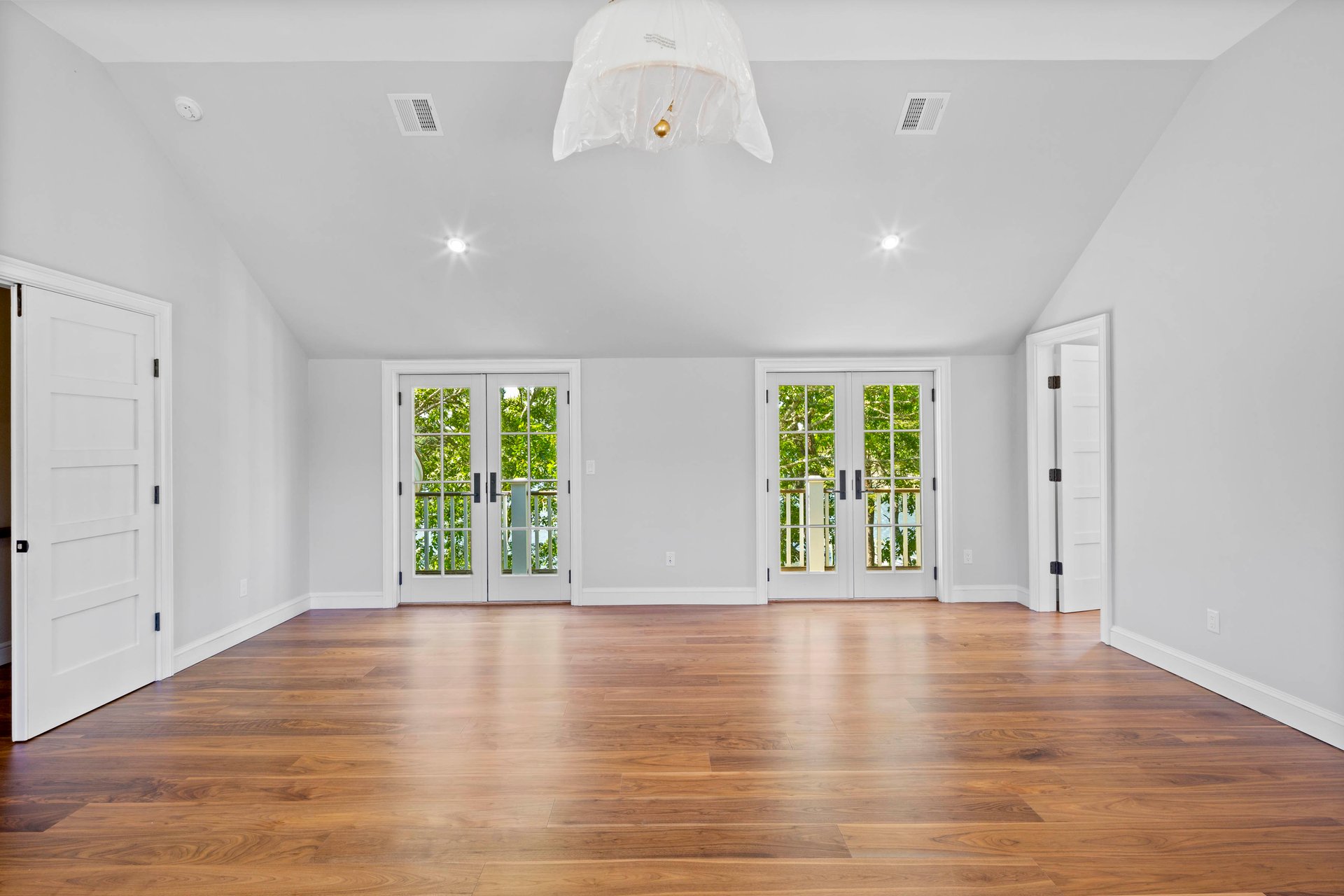Custom Popponesset Bay Waterfront Residence