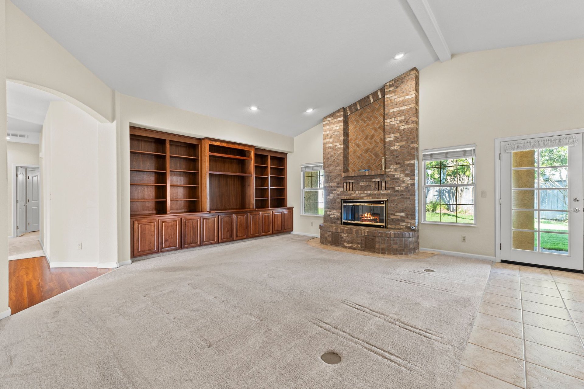917 Corral Place