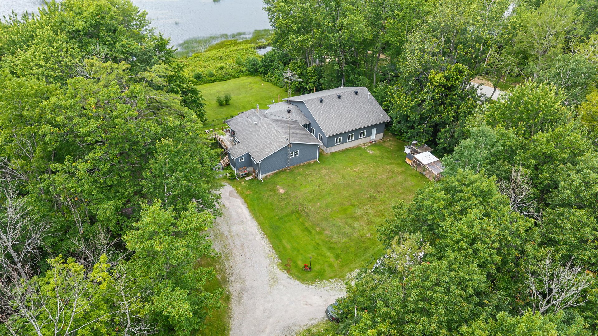 27 Young Street, Kawartha Lakes