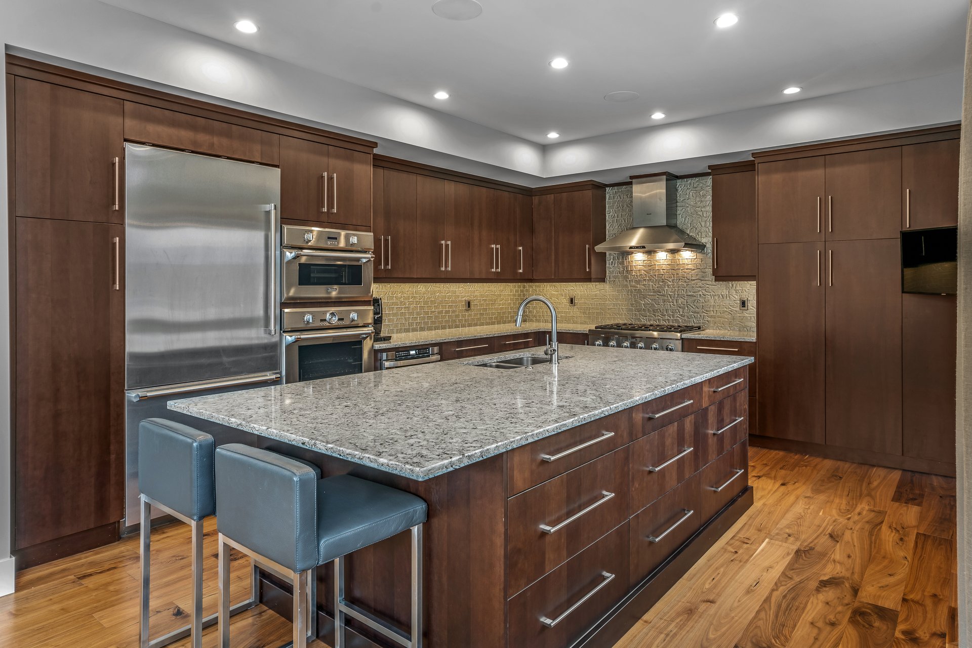 19 Creekside Mews