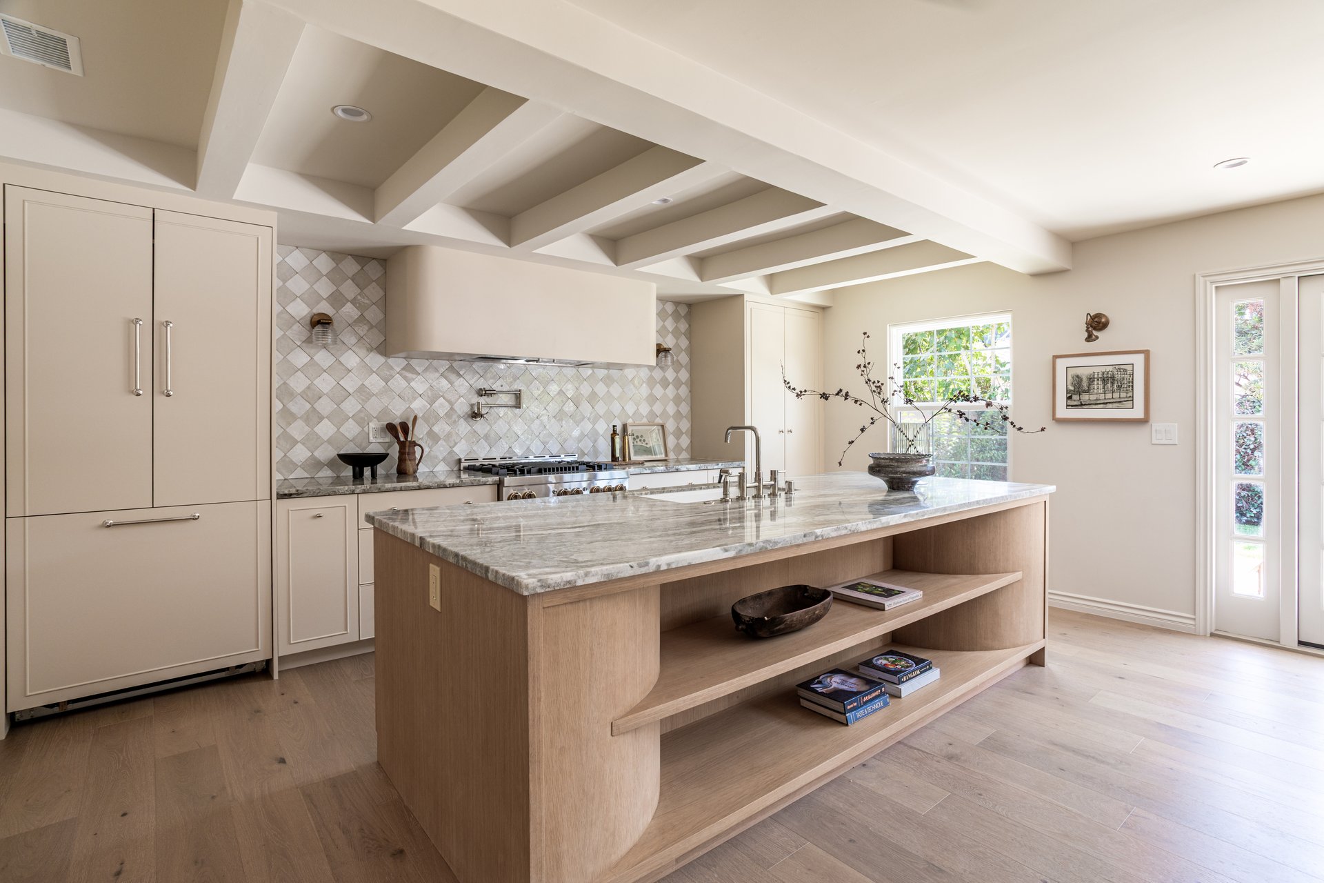 3481 St Susan Pl, PAlms - mar vista