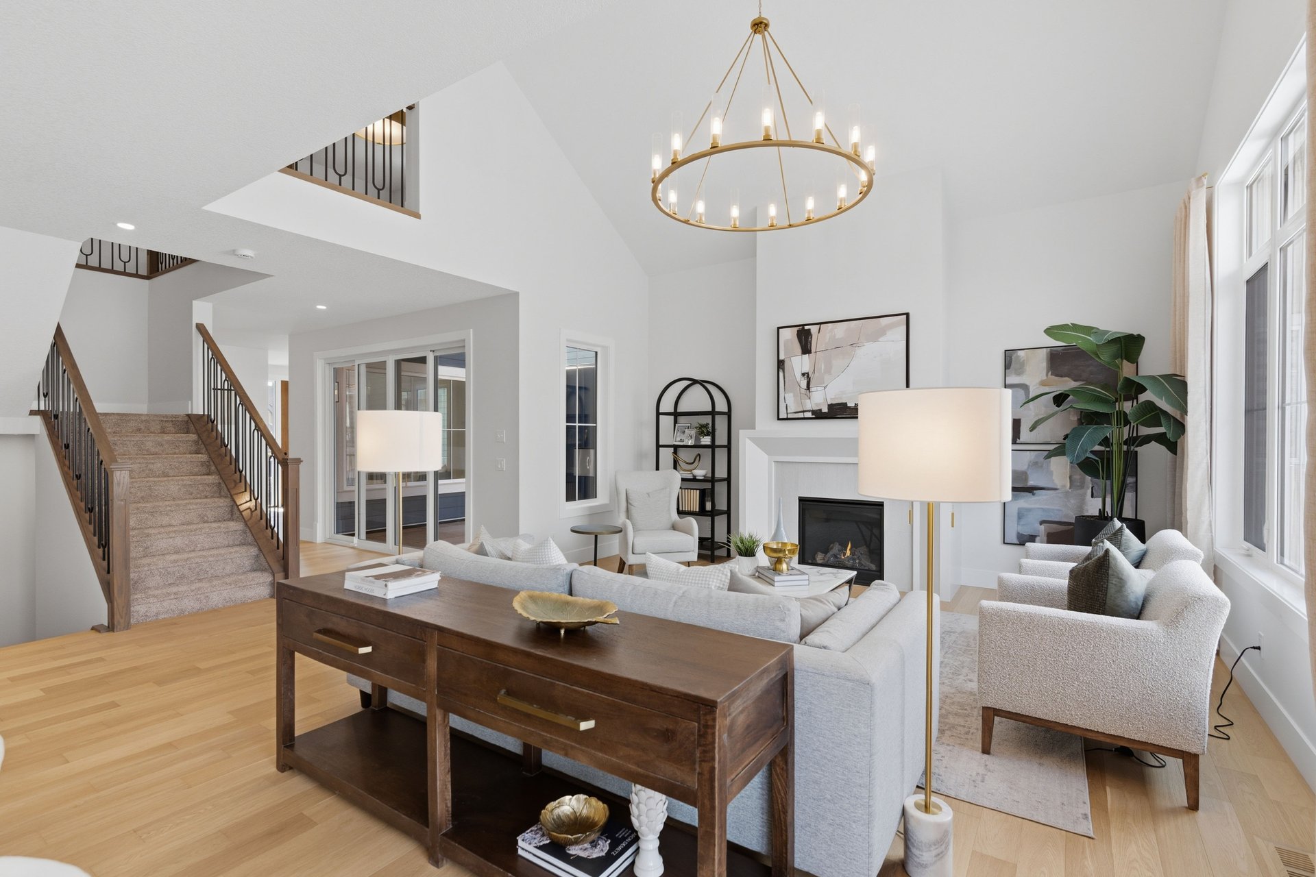 378 Bessborough Drive SW