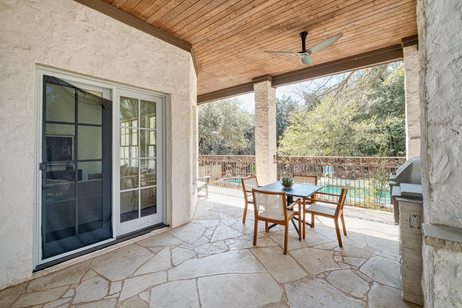2900 Meandering River Court