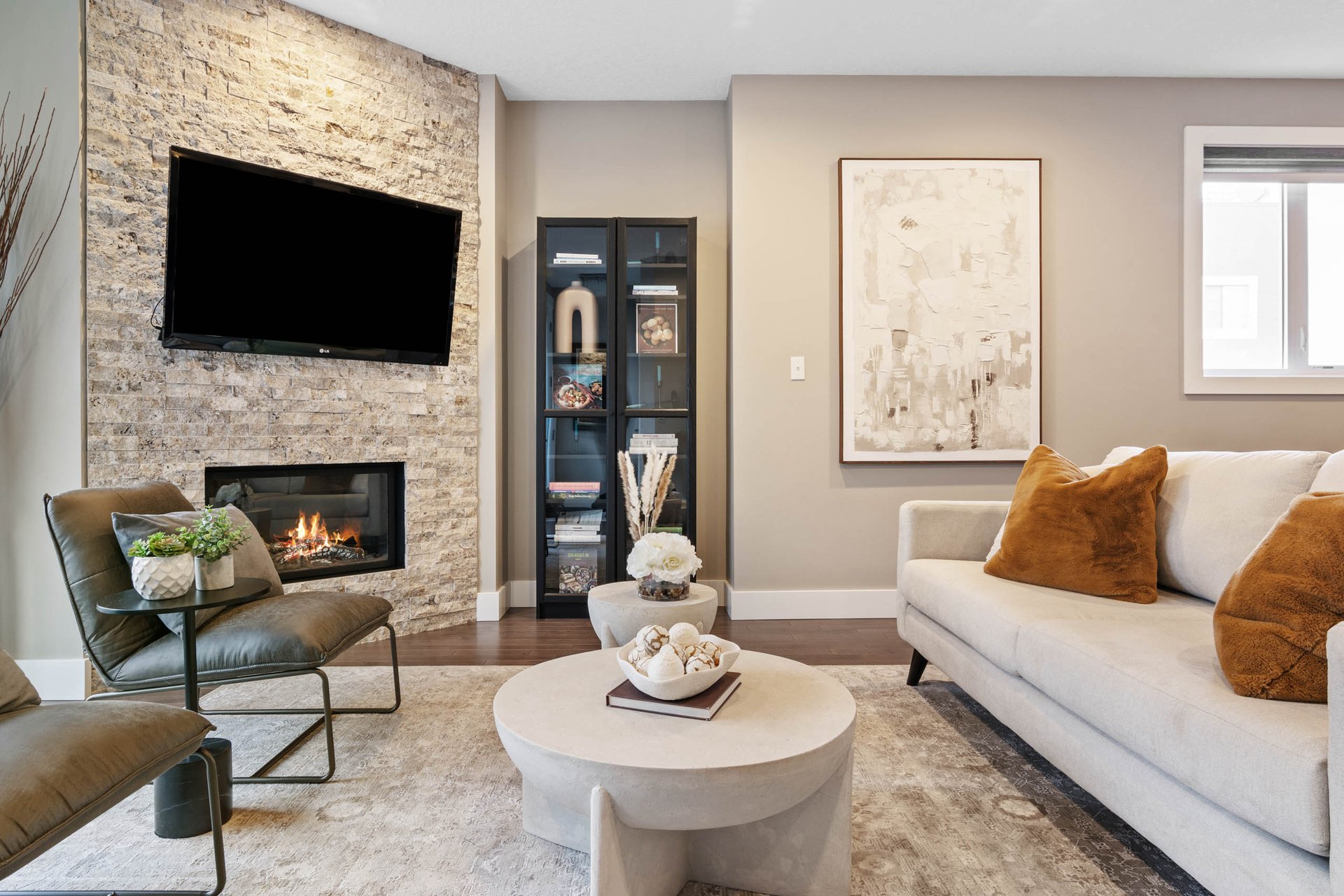 2816 34 Street SW Unit: 1