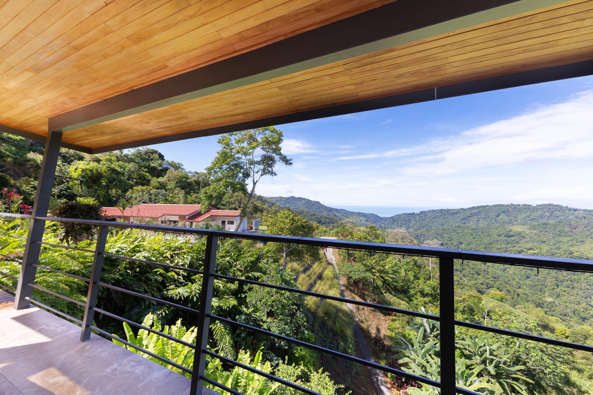 “NESTLED IN” LUXURY HOME AND GUEST HOUSE – A MOUNTAIN SANCTUARY – 3.4 ACRES