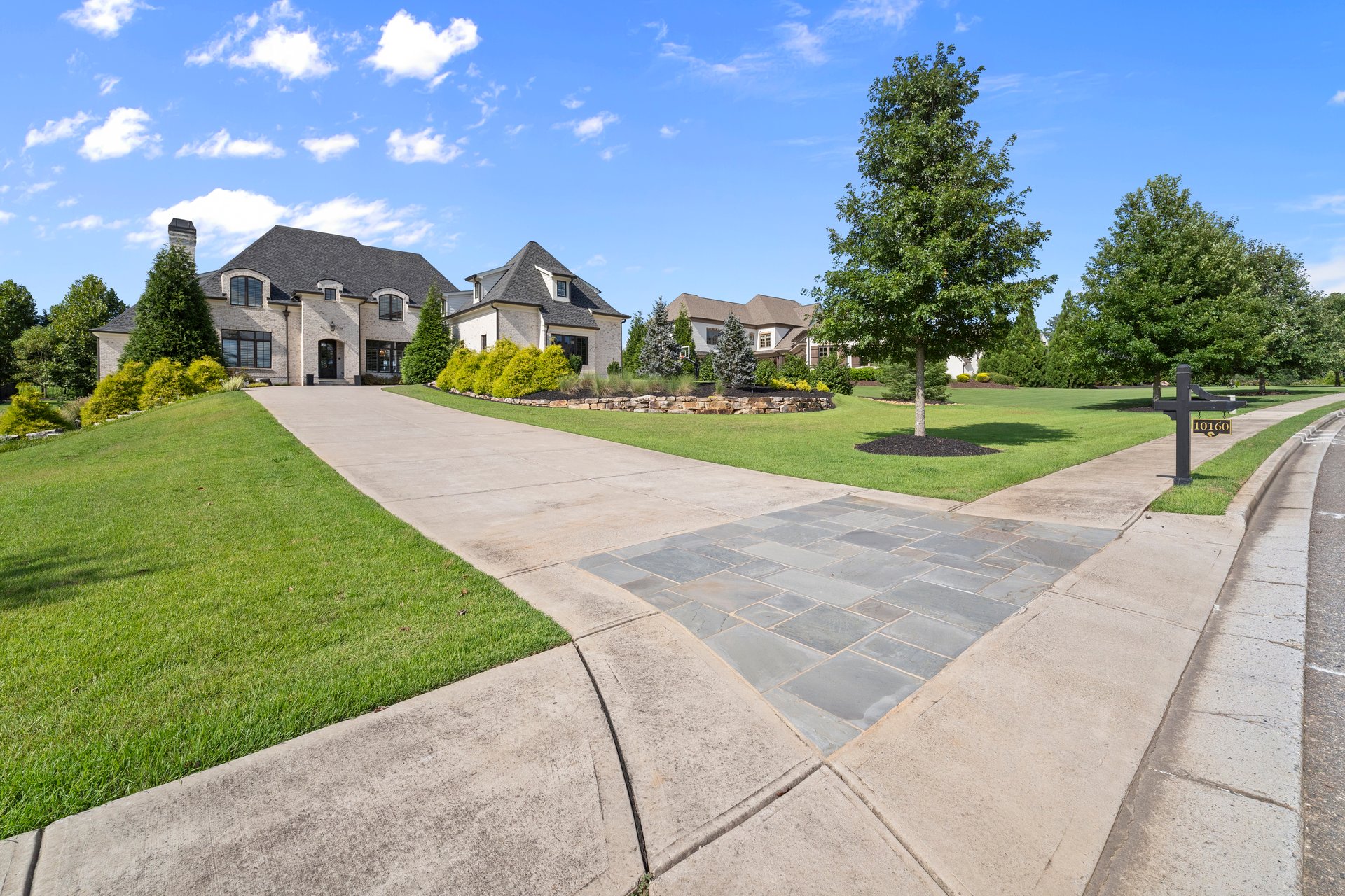  10160 Cedar Ridge Drive