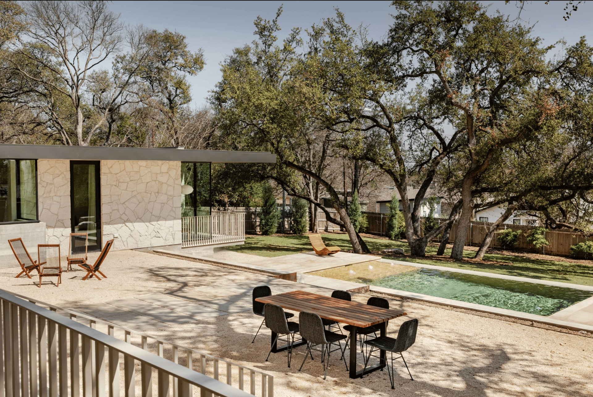 4705 Balcones Dr