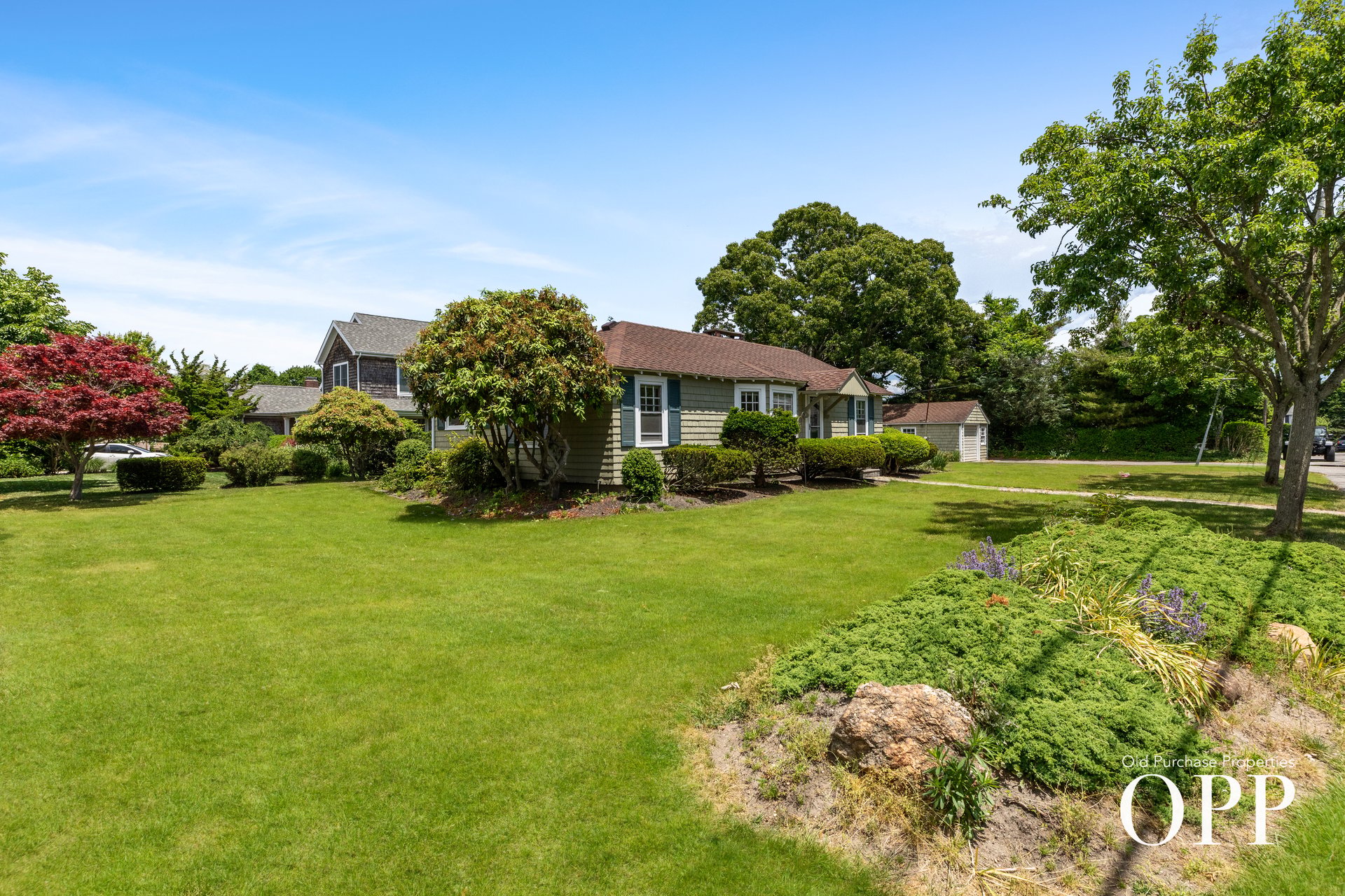 A Convenient Bellport Village Address