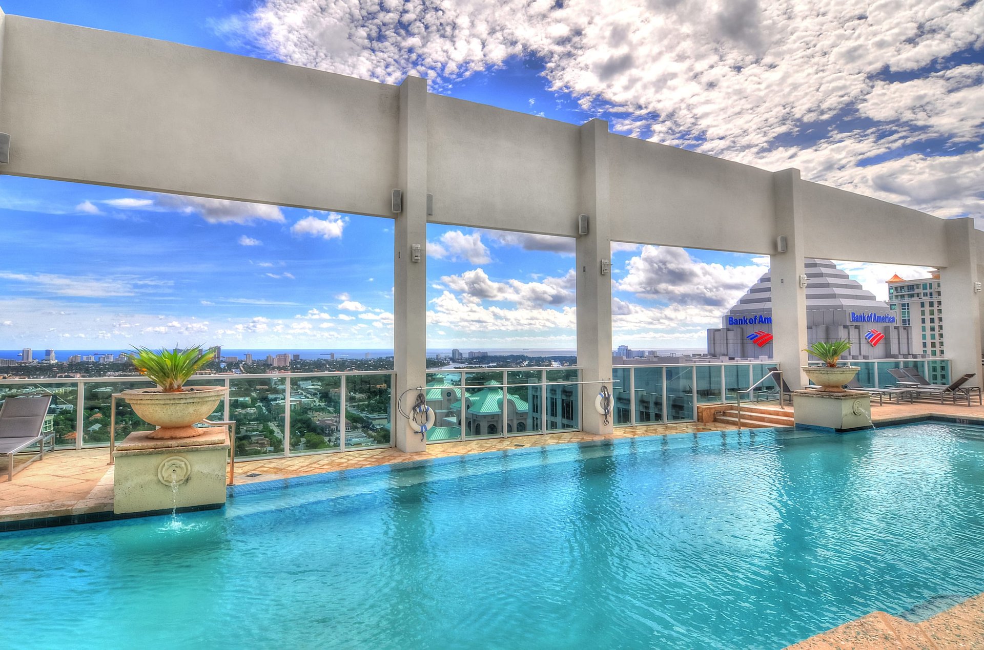 350 Las Olas Place 2820