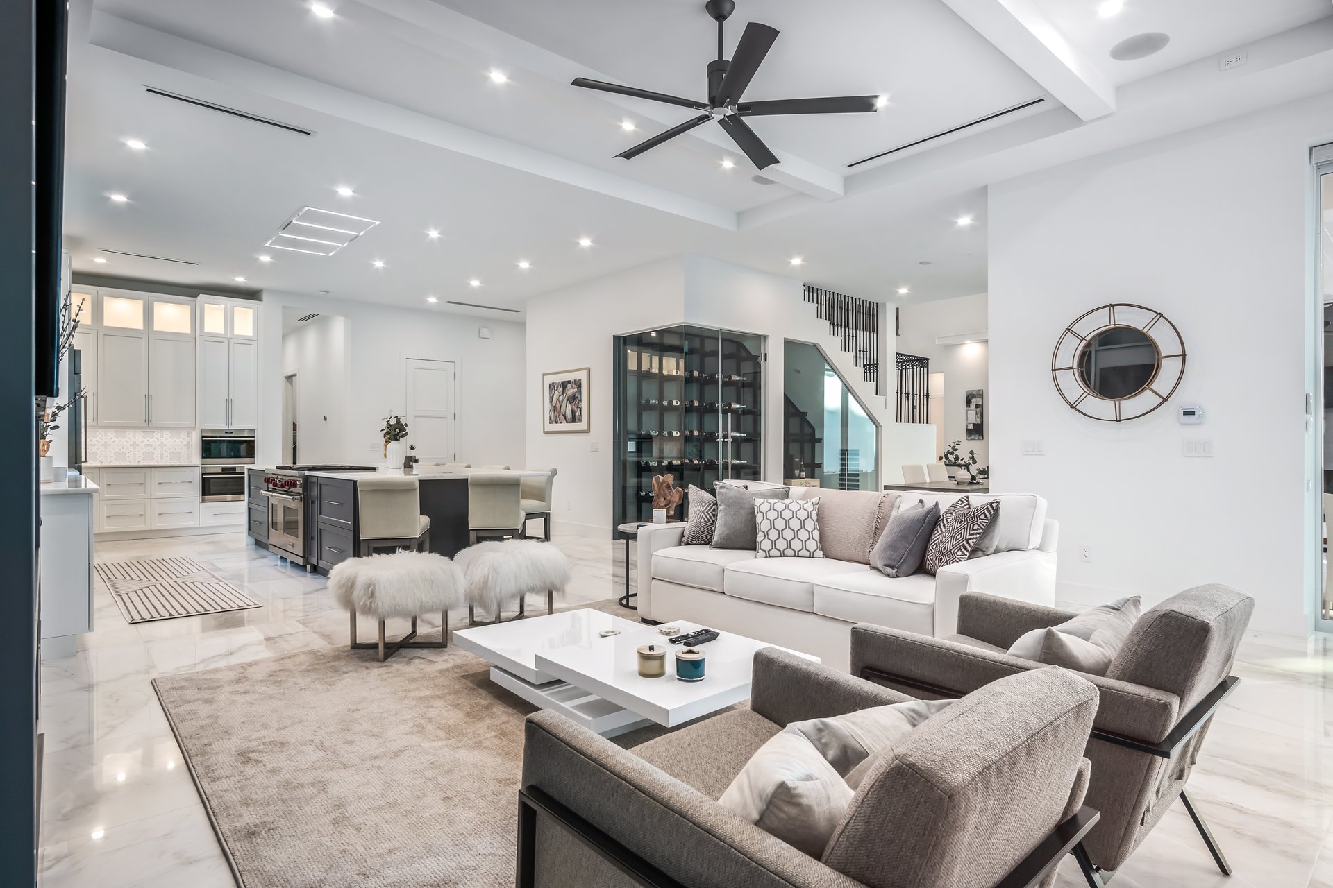 680 Orchid Dr