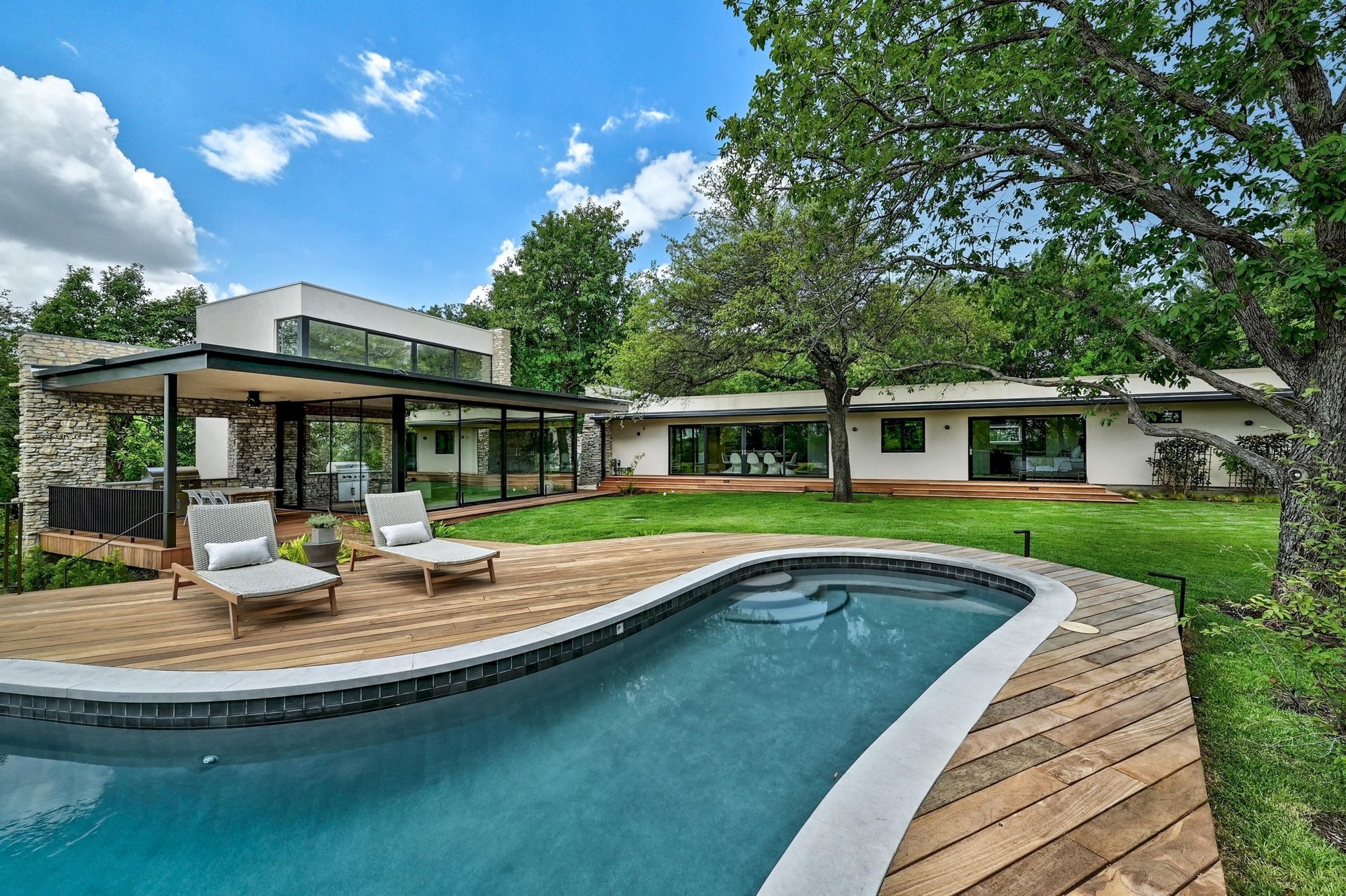 201 Wild Cat Hollow