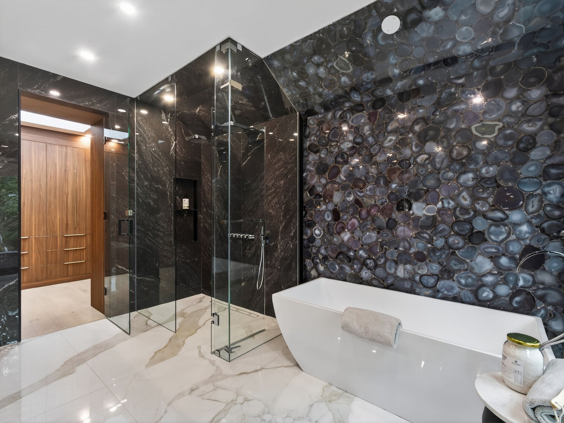 1477 Duncan Road
