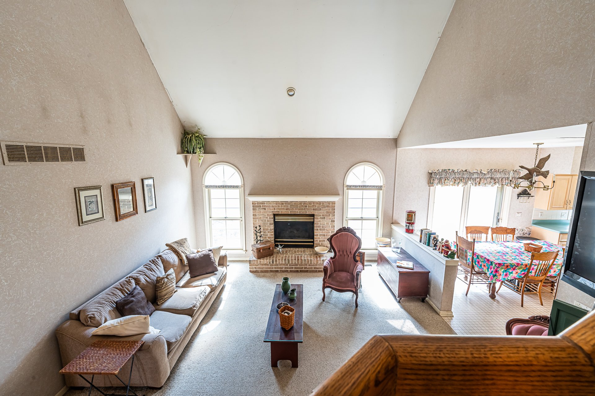 5220 Rosewood Drive