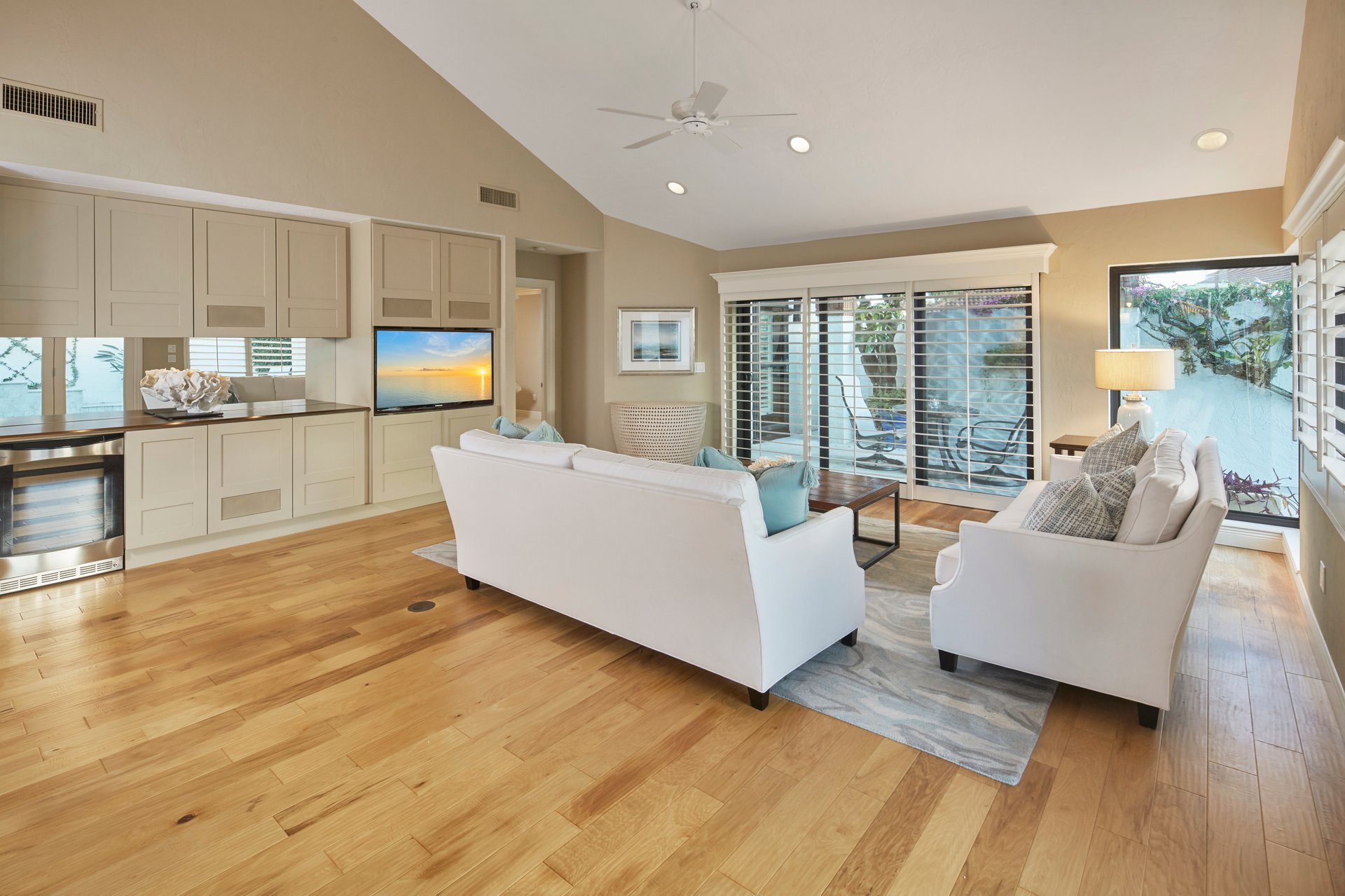 BAY VILLAS