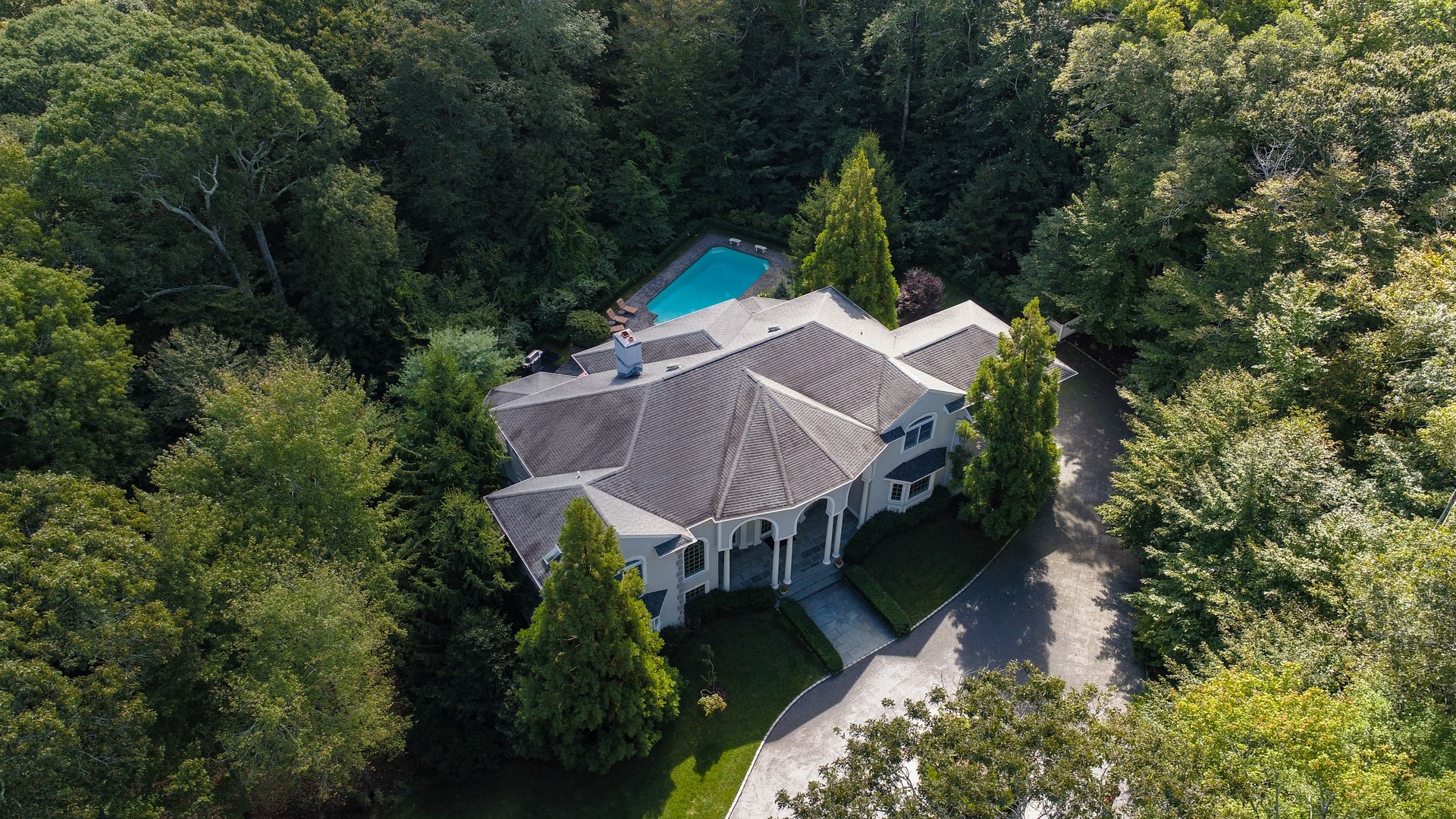 Amagansett Bell Estate