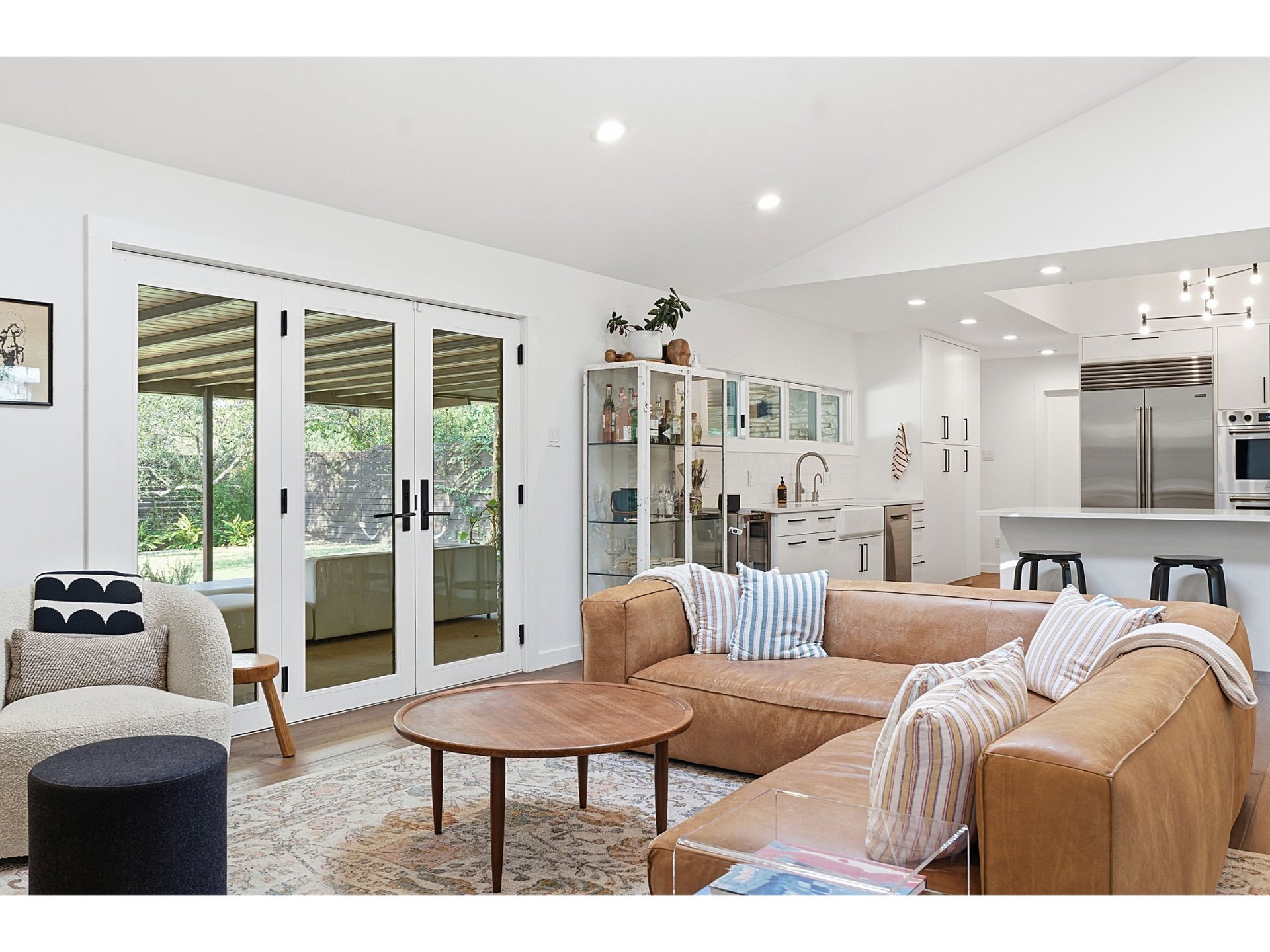 4508 Erin LN