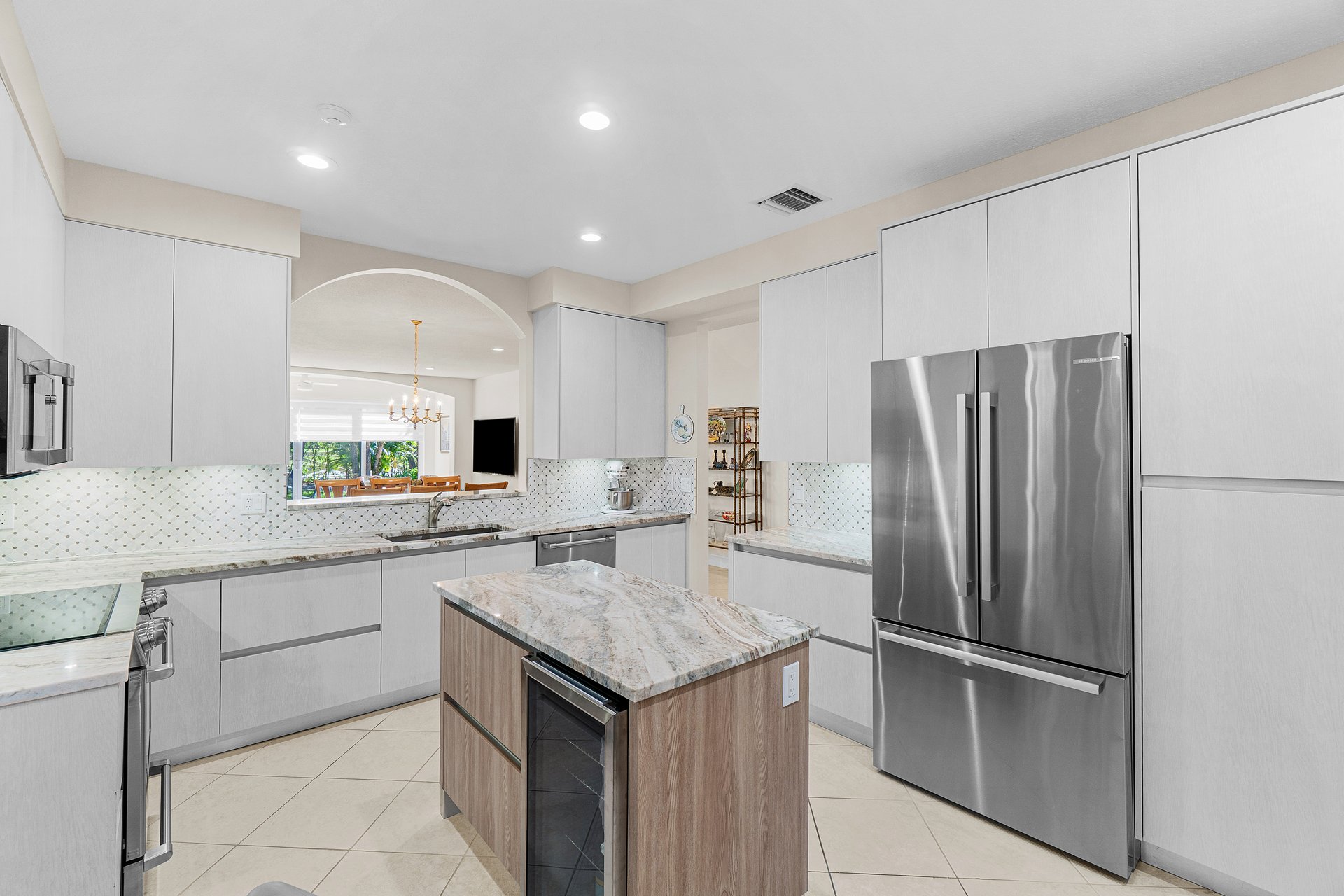 6200 Island Bend A