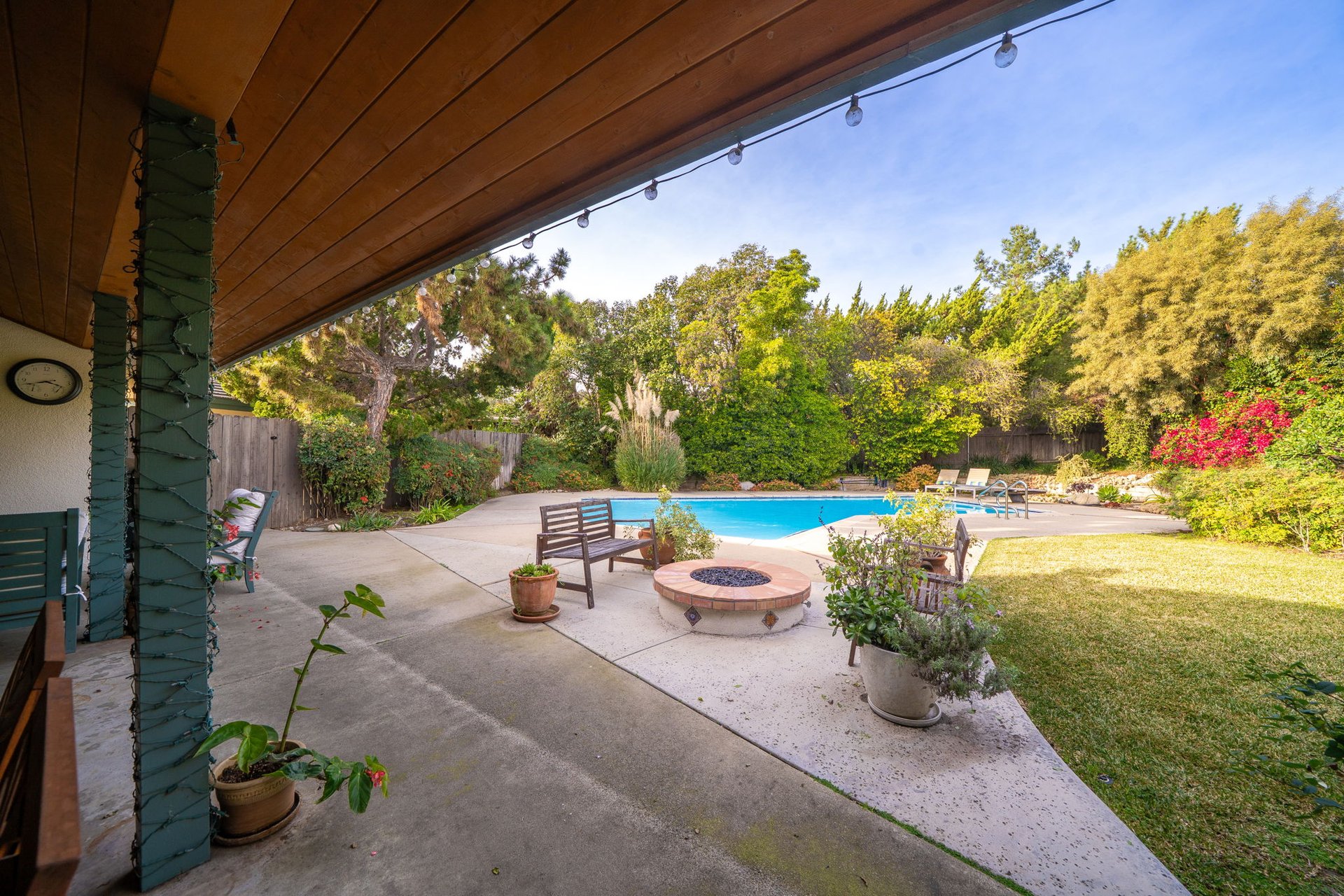 257 W Sonora Place