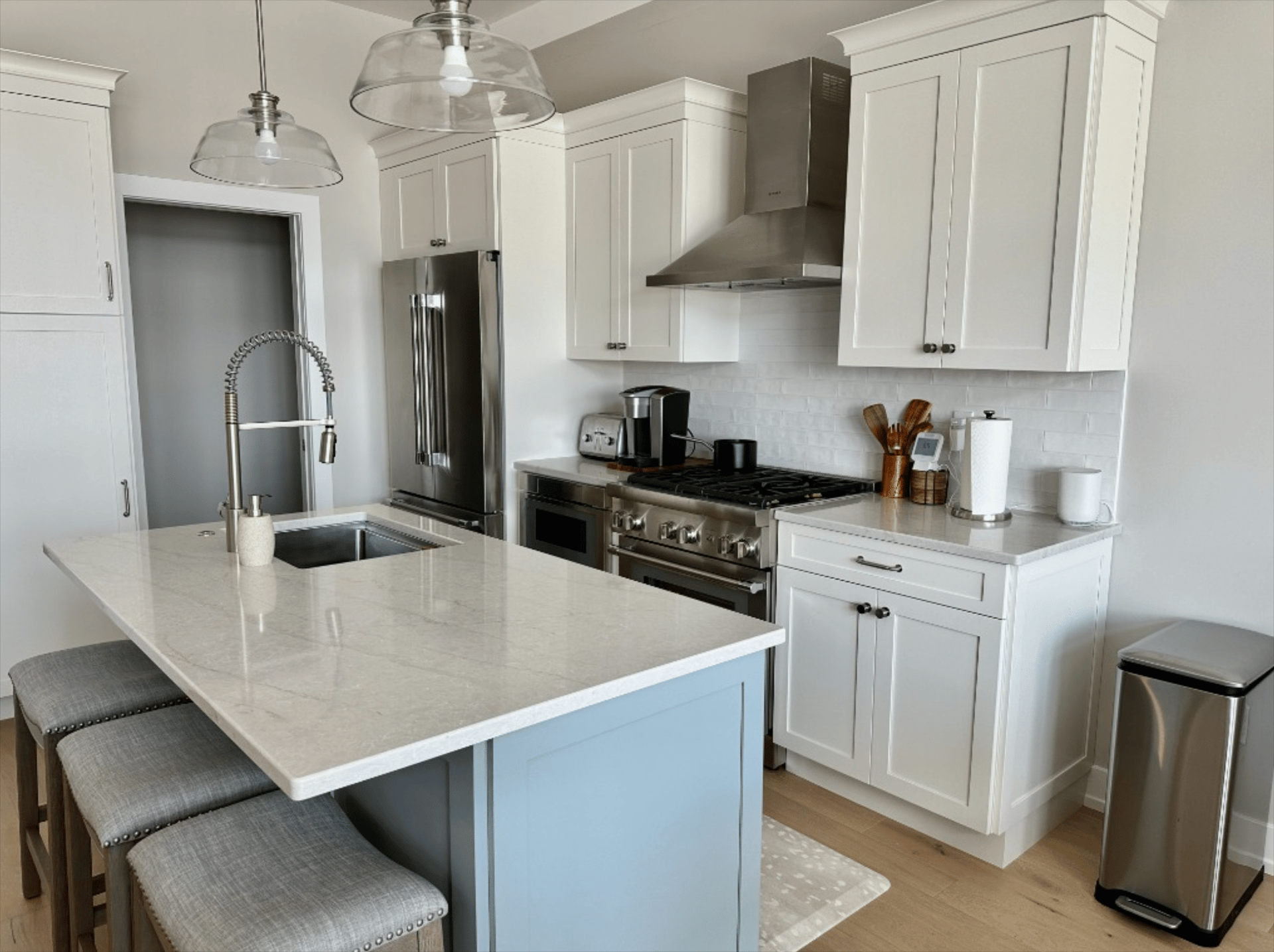 2600 Long Beach Blvd, Buccaneer Unit 10
