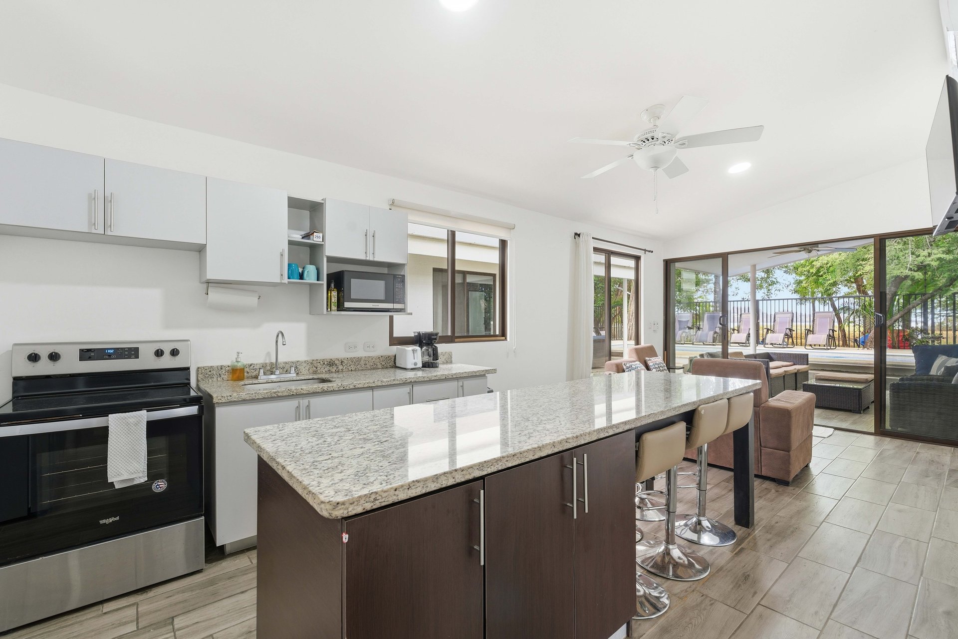 Three Mermaids | Beachfront 10-Bedroom Pod-Style Residence with Pool in Playa Flamingo