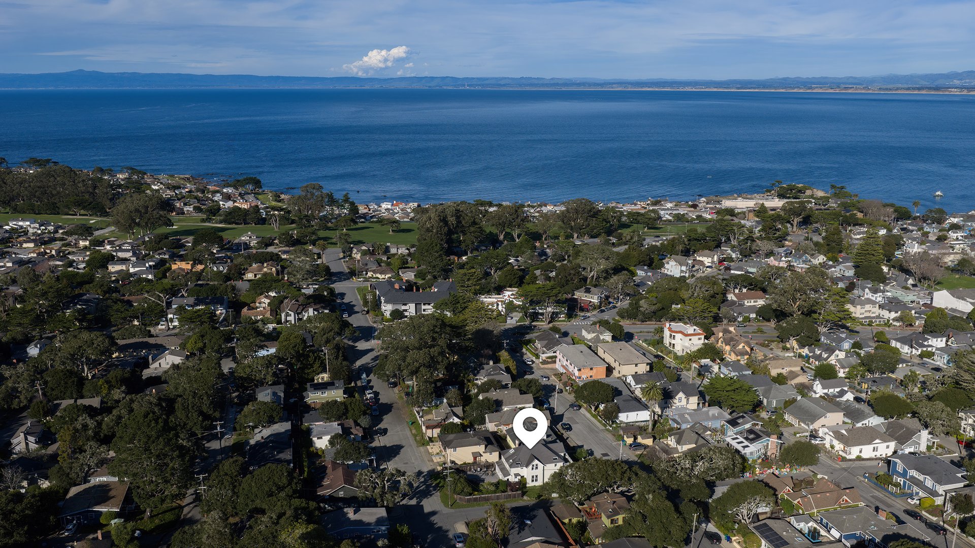 Pacific Grove Victorian Charm - 226 Willow St