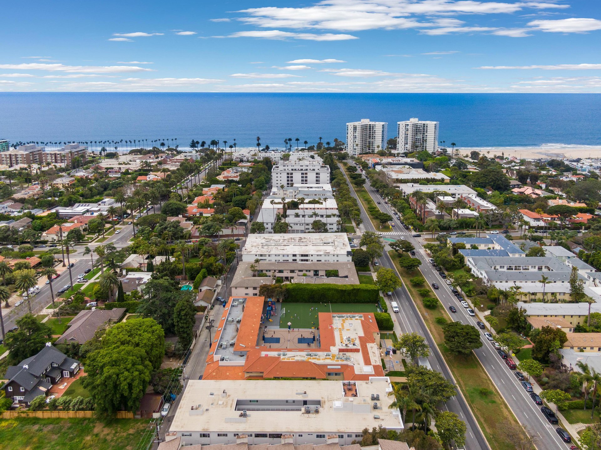 446 San Vicente Blvd Unit: 305
