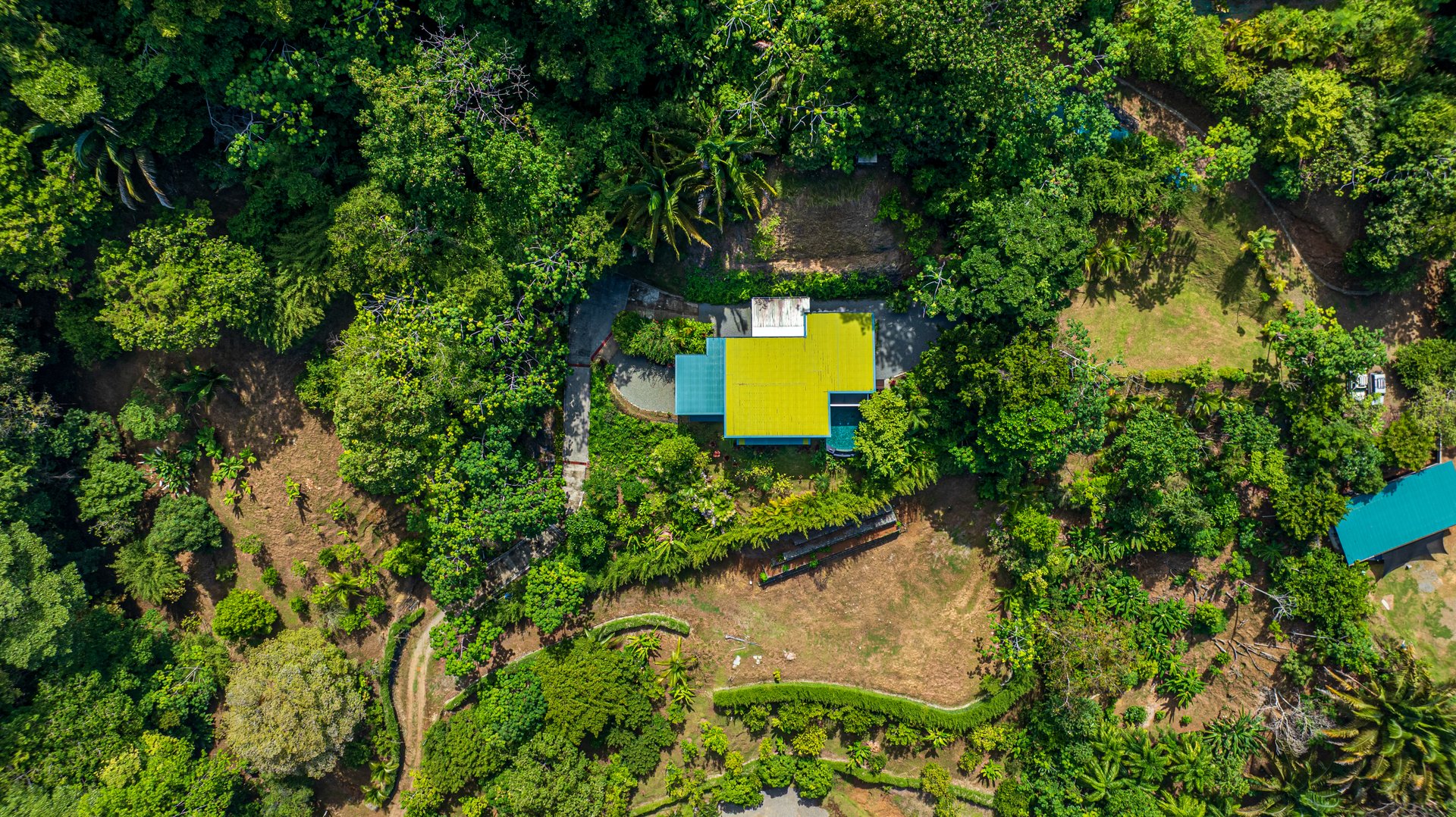 Casa Markissa – Luxury Oceanview Villa with Proven Rental Income.