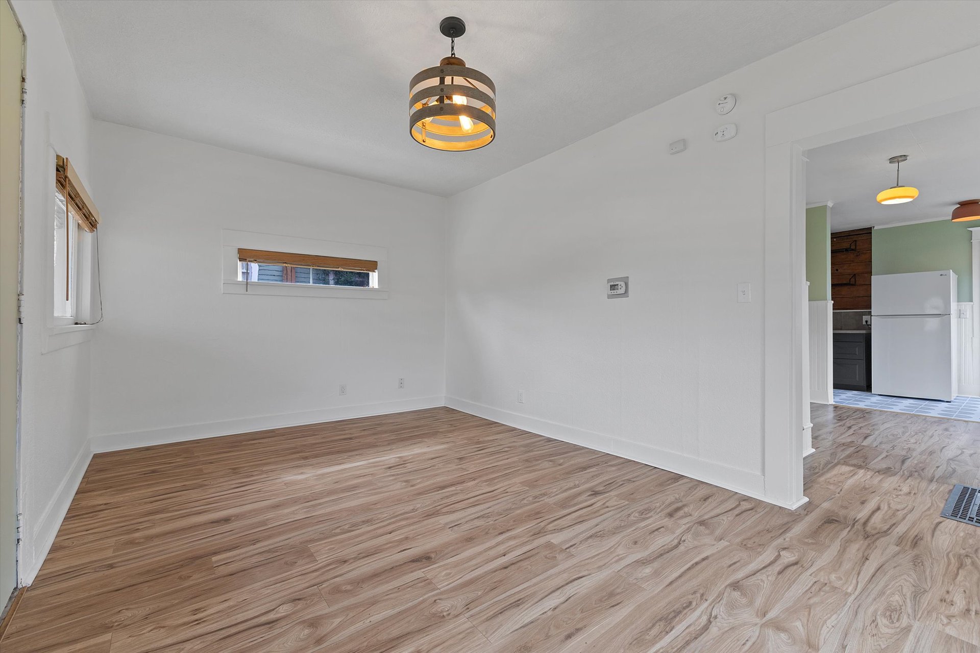 4805 NE 110th Ave