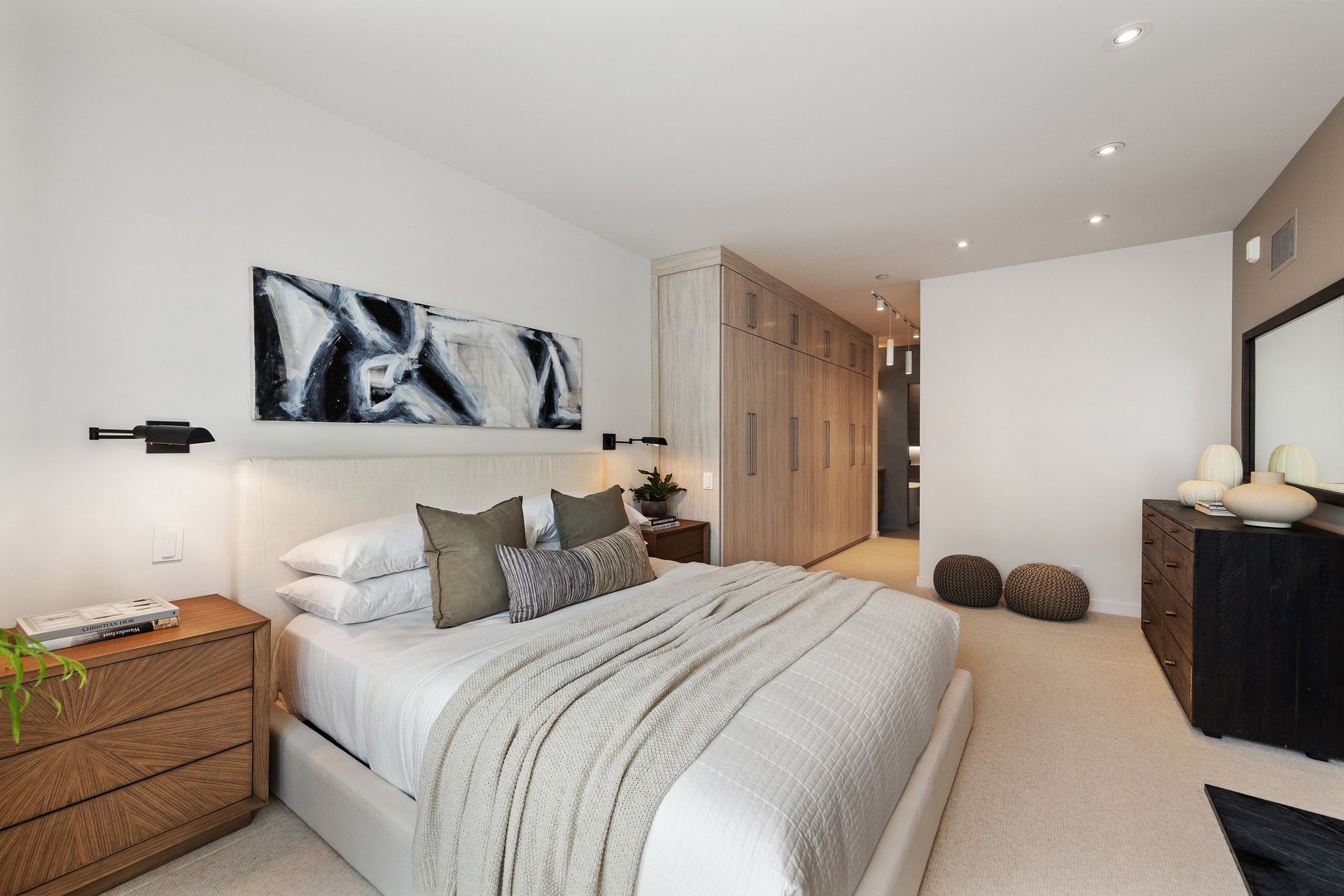 Modern Design and Panoramic Bay Views