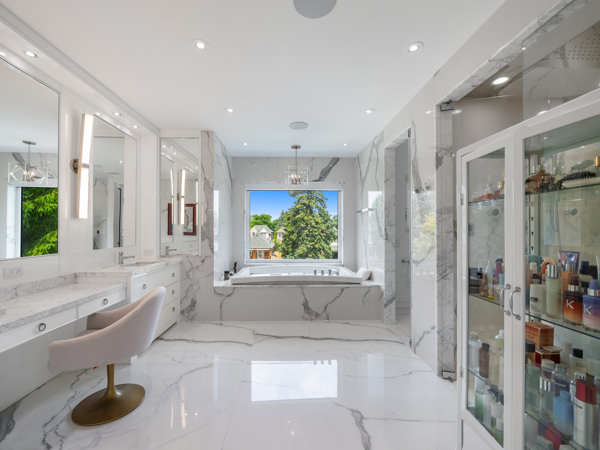 Ultimate Luxury In Bedford Park