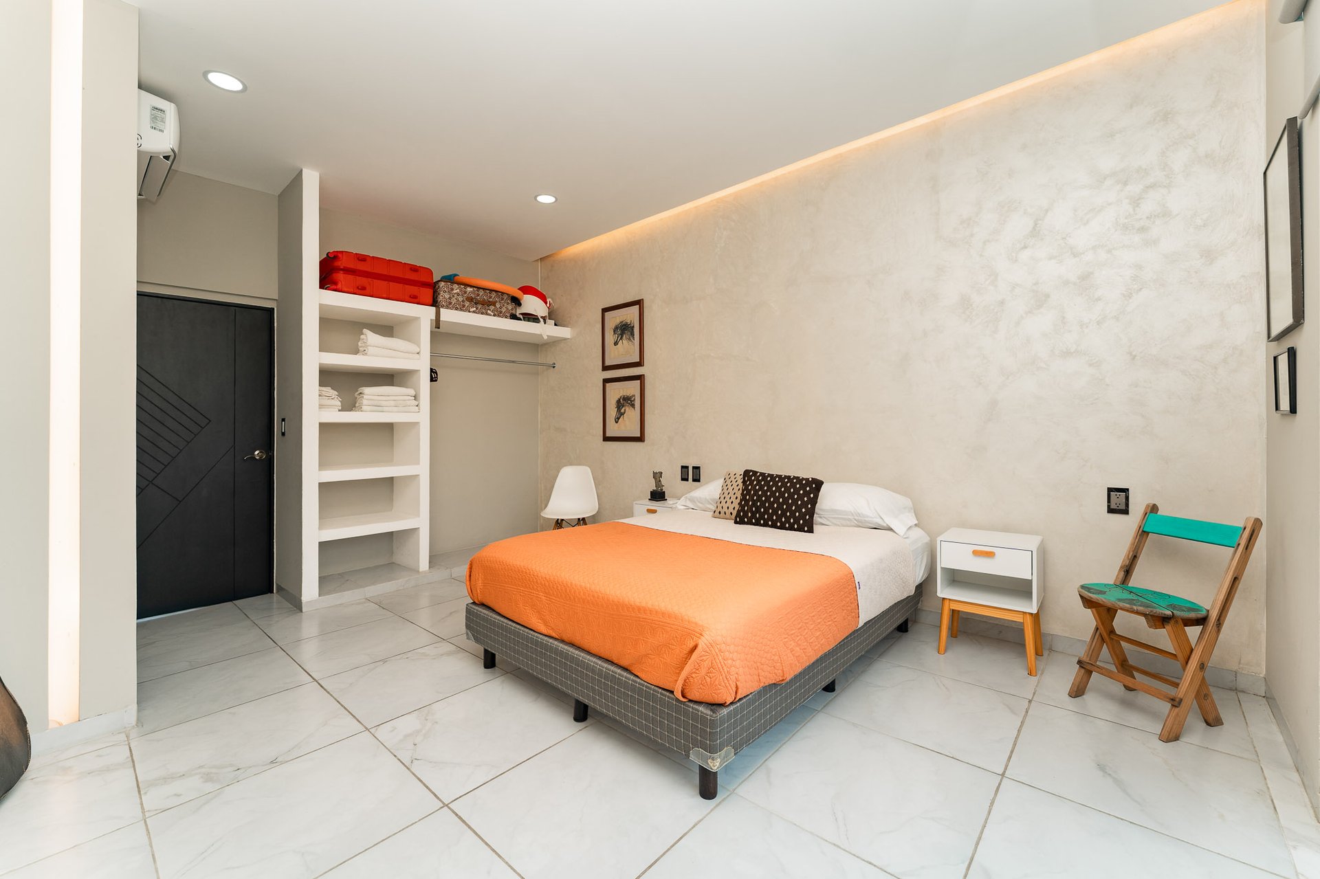 2 Bedroom, Condo, Downtown Condo