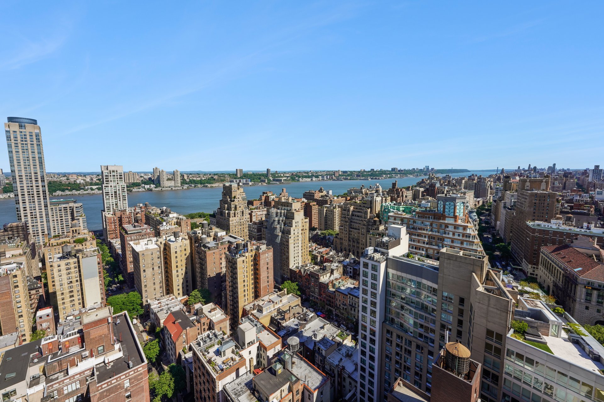 201 West 70th Street Unit 37B