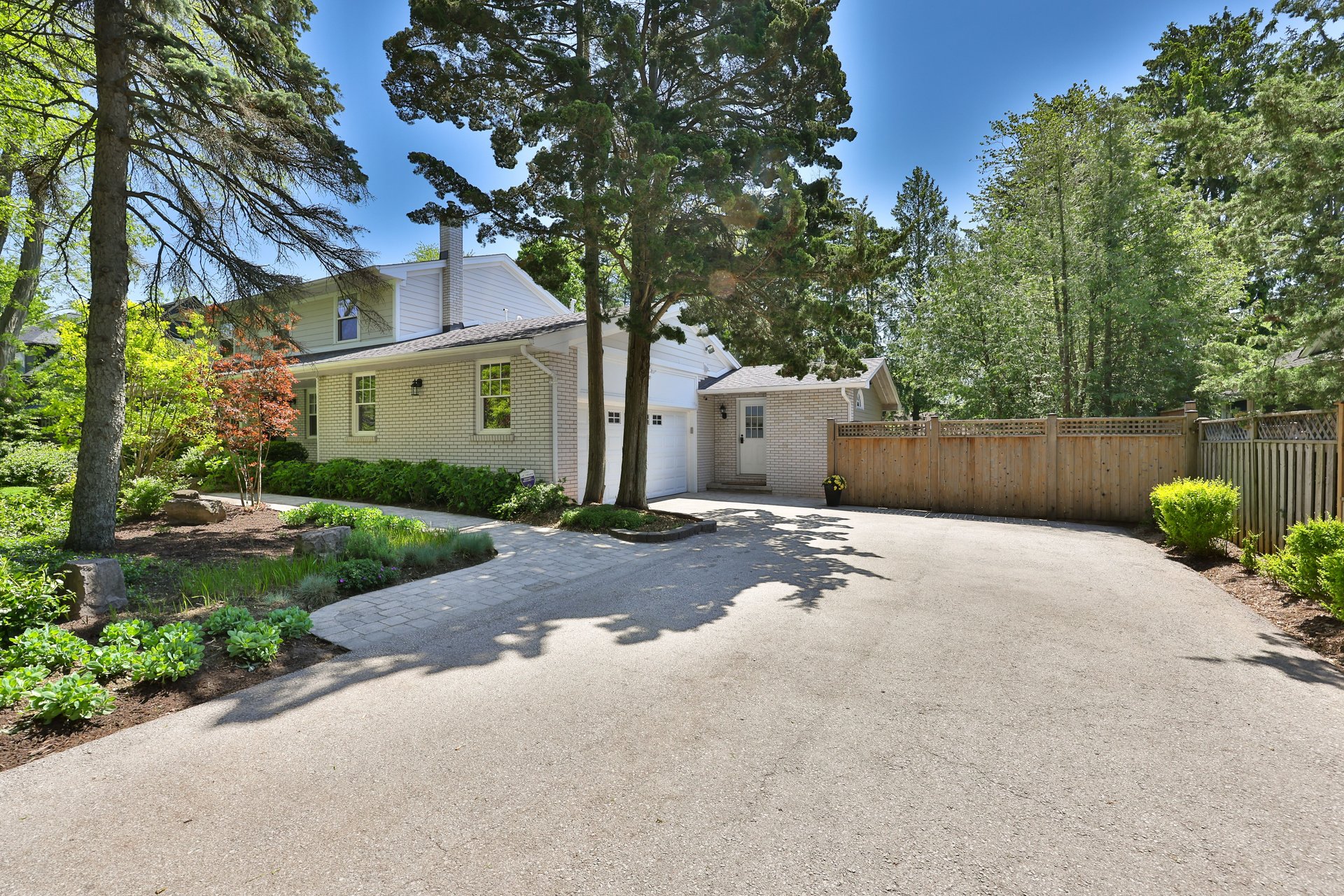 1268 Hillhurst Road, Oakville