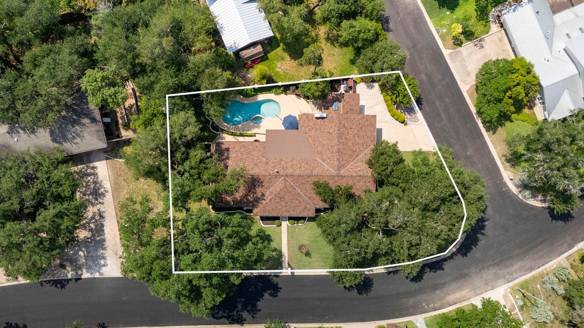7602 Parkview Circle 