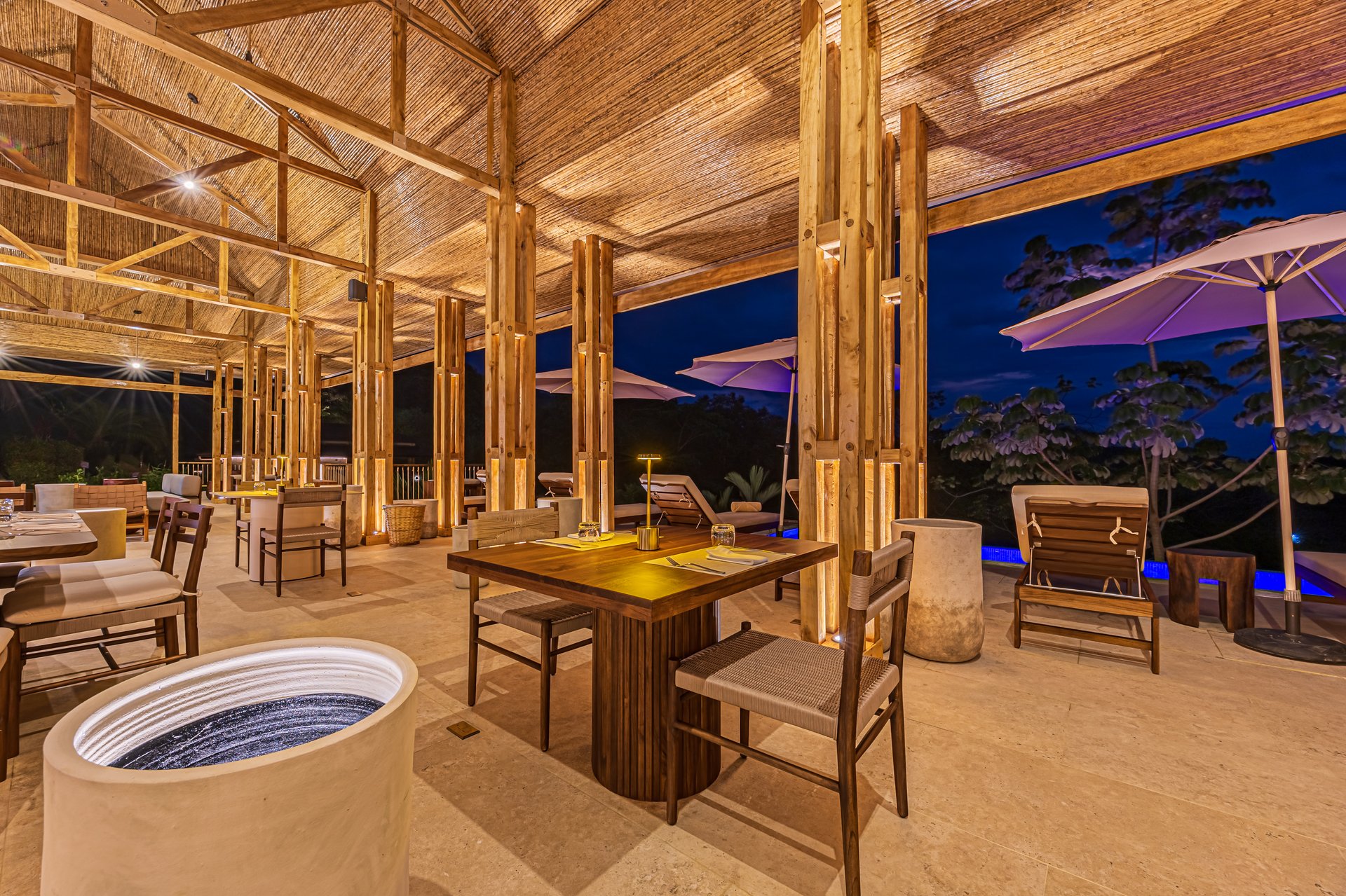 Luxury Hotel Boutique with Ocean Views | Walking distance to the beach | 13.2 Acres