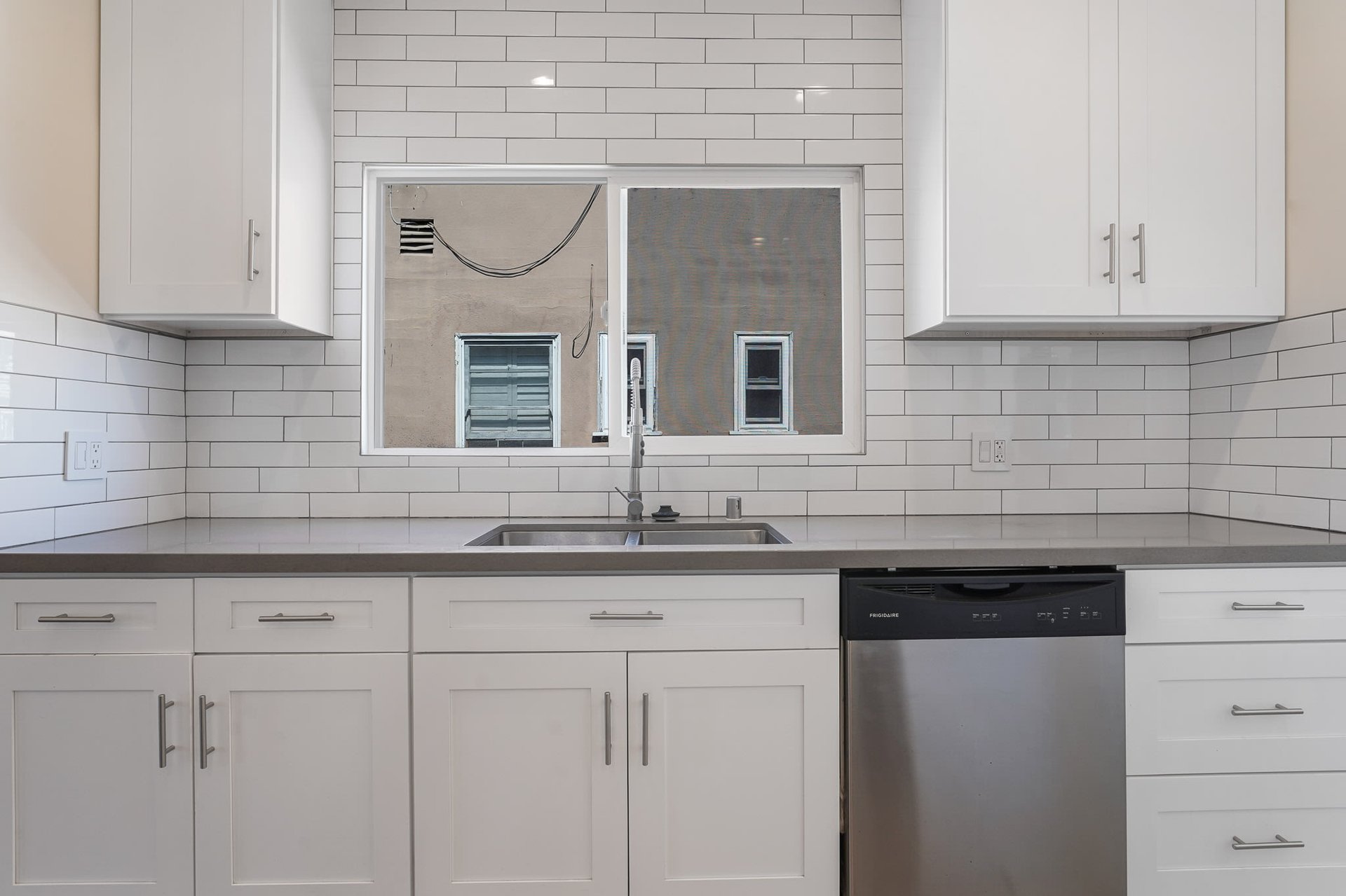 Exquisitely Remodeled Trophy Duplex in Longwood Highlands