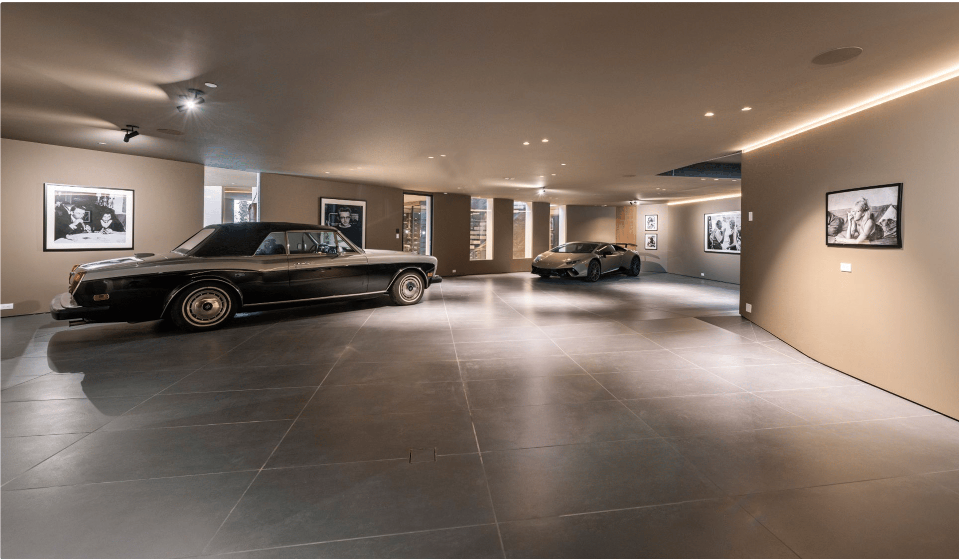 Travertine Renown, Stradella Road, 90077
