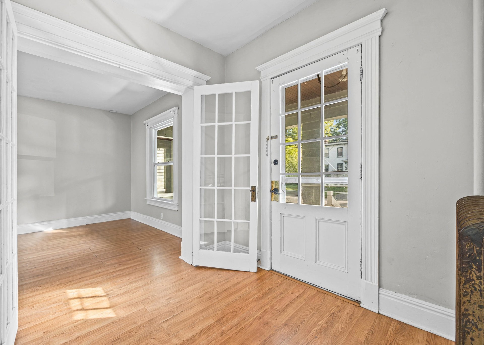 194-196 Pulteney St Geneva NY | 2-Unit Duplex for Sale